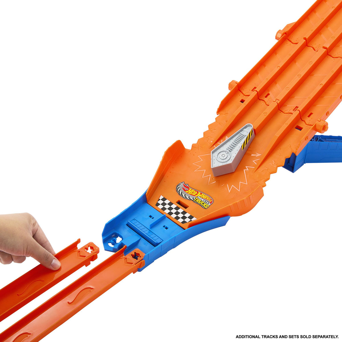 Hot Wheels Monster Trucks Battle Playset ? JFR07