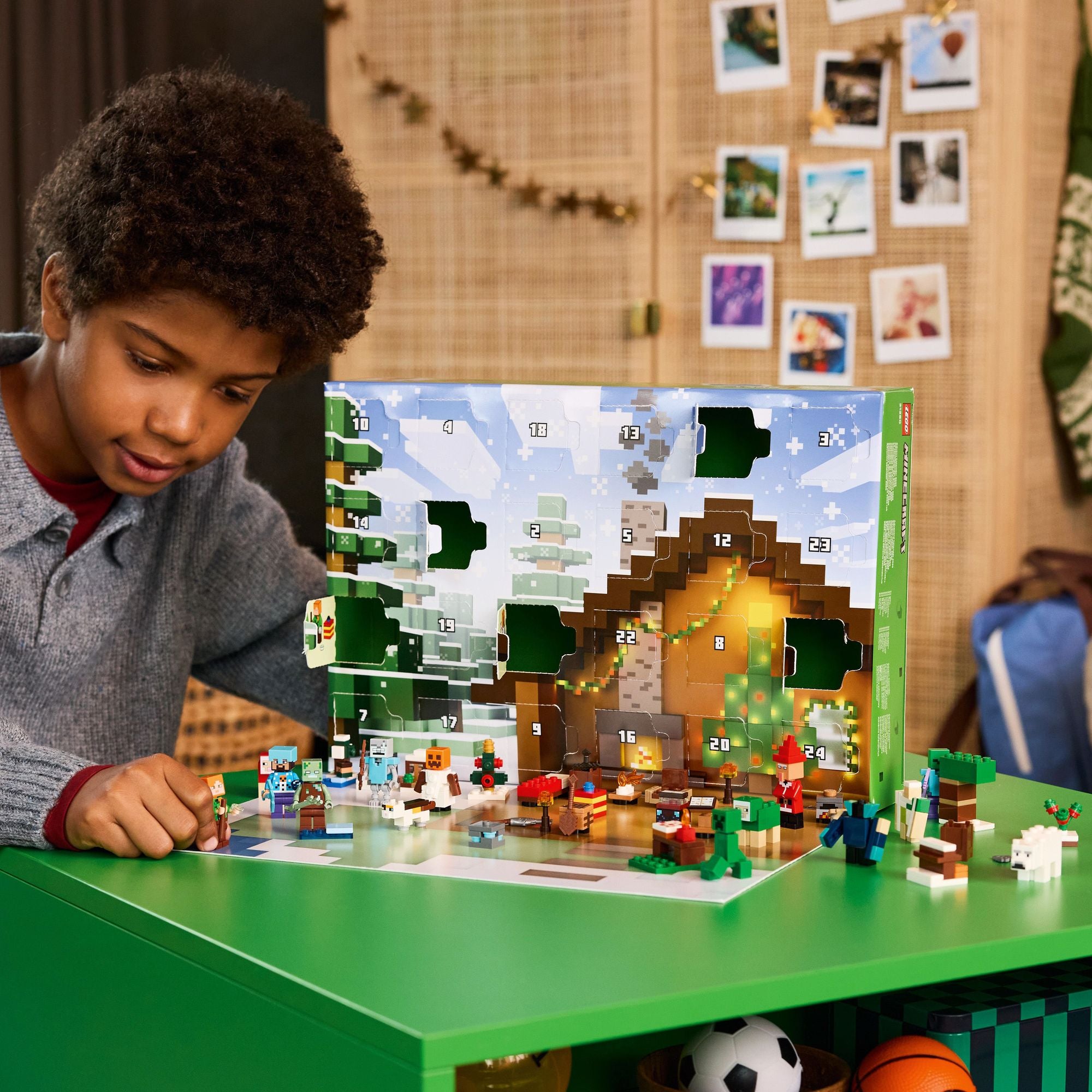 LEGO Minecraft 21280 Advent Calendar 2025