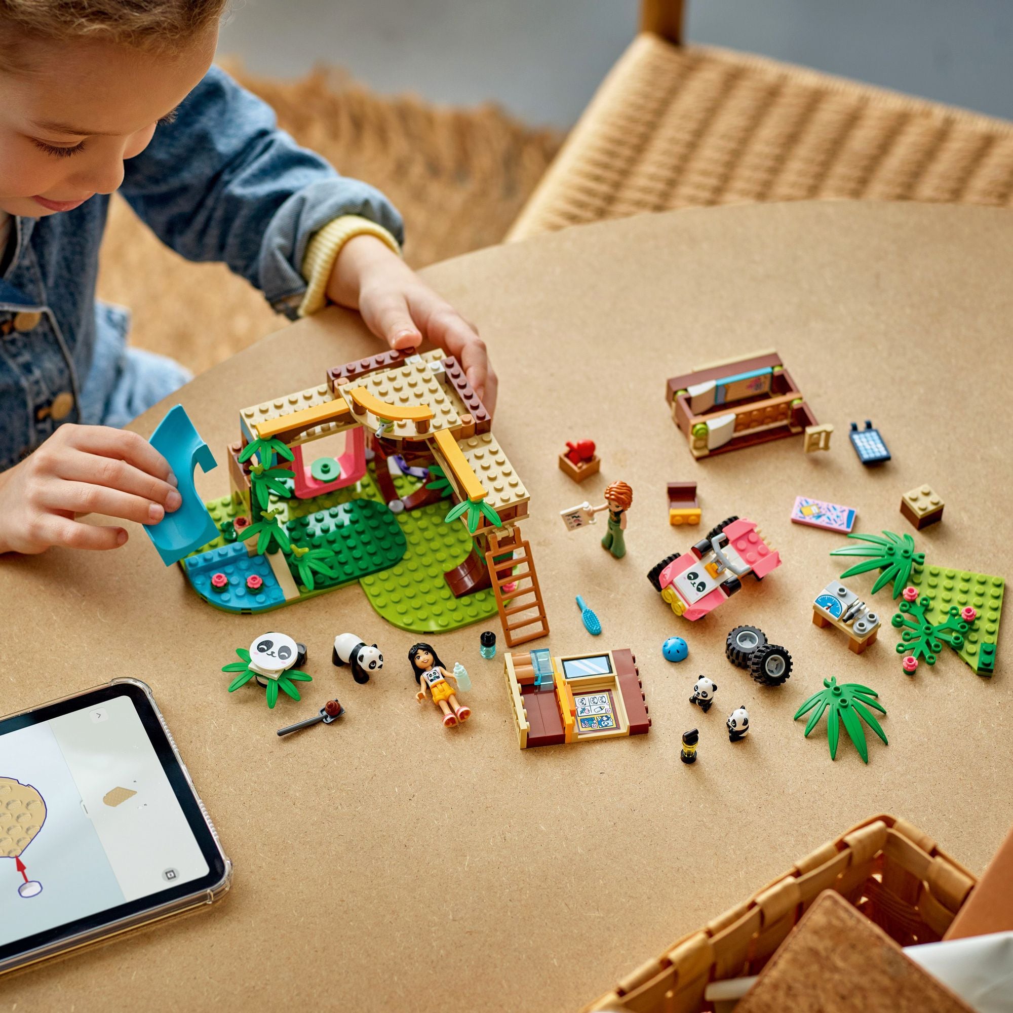 LEGO Friends Panda Sanctuary Animal Care 42648