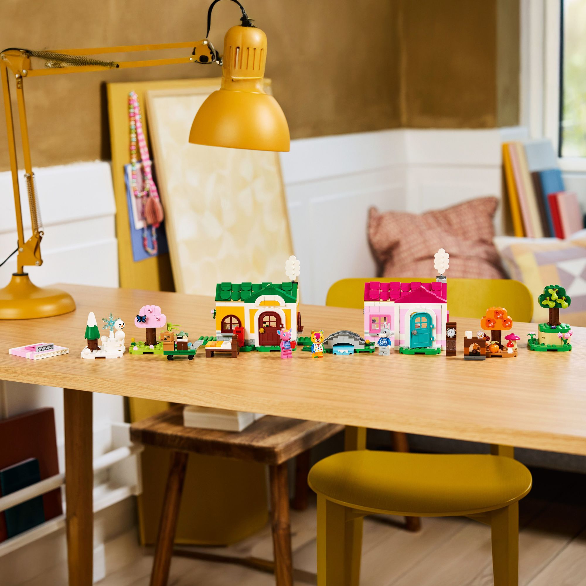 LEGO Animal Crossing Creative Houses: Seasons of Fun 77057