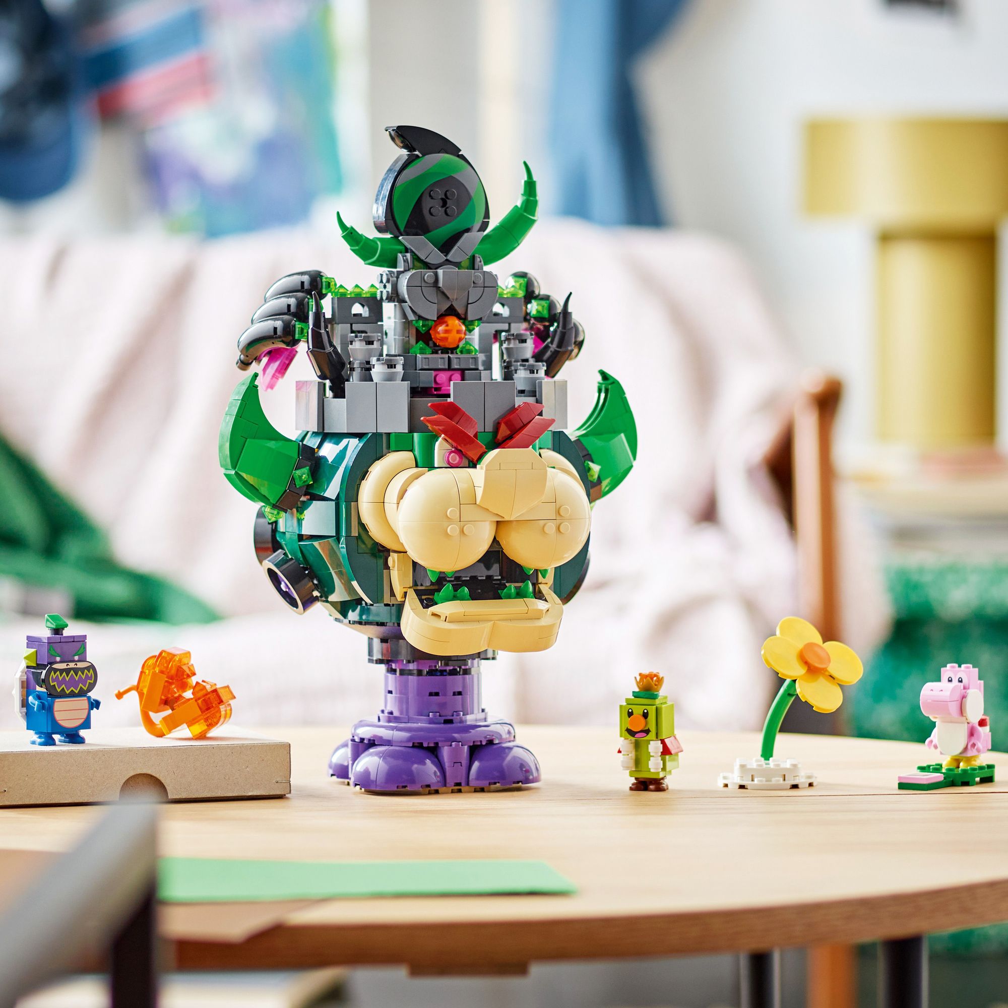 LEGO Super Mario Prince Florian & Castle Bowser 72042
