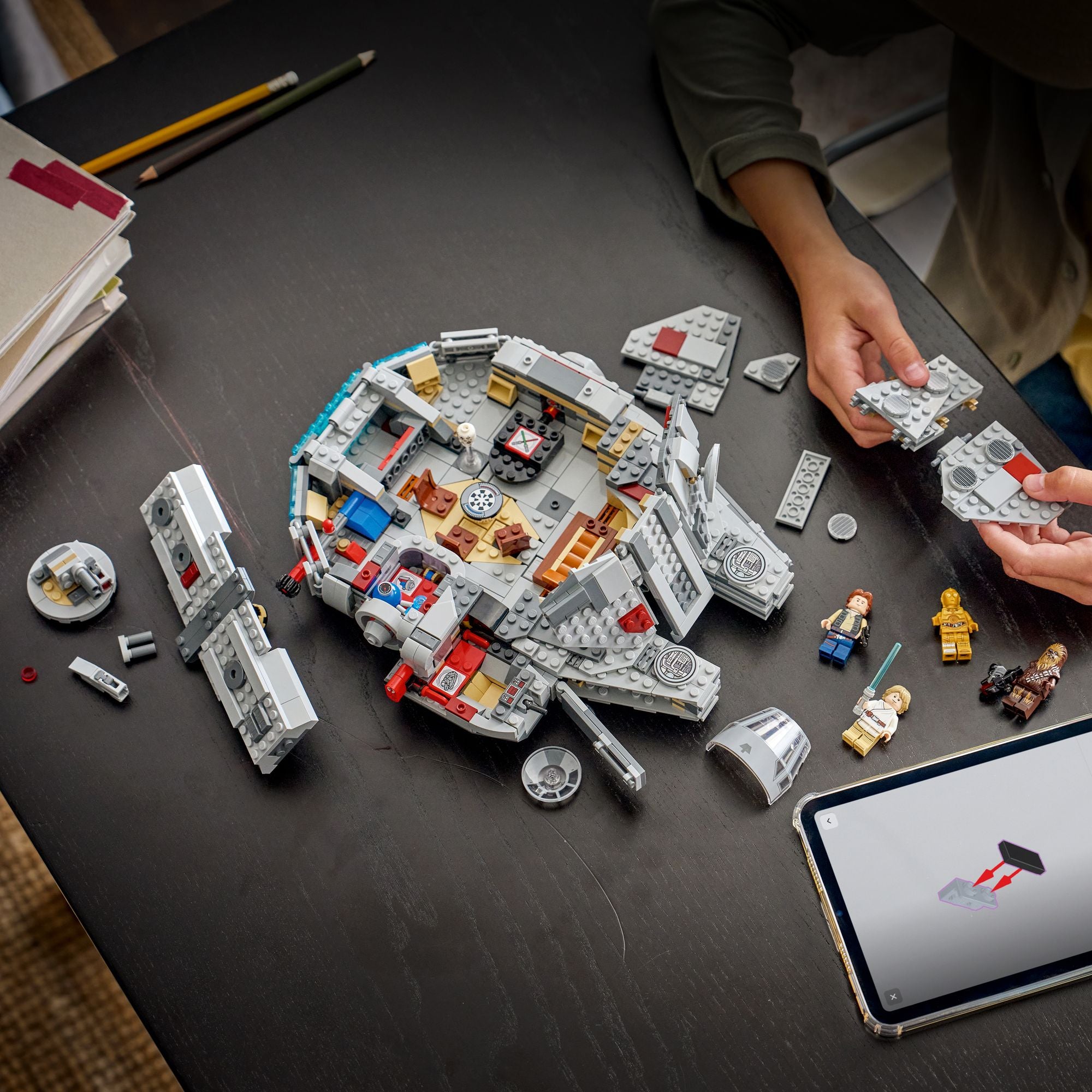 LEGO Star Wars SMART Play™: Millennium Falcon™ 75426