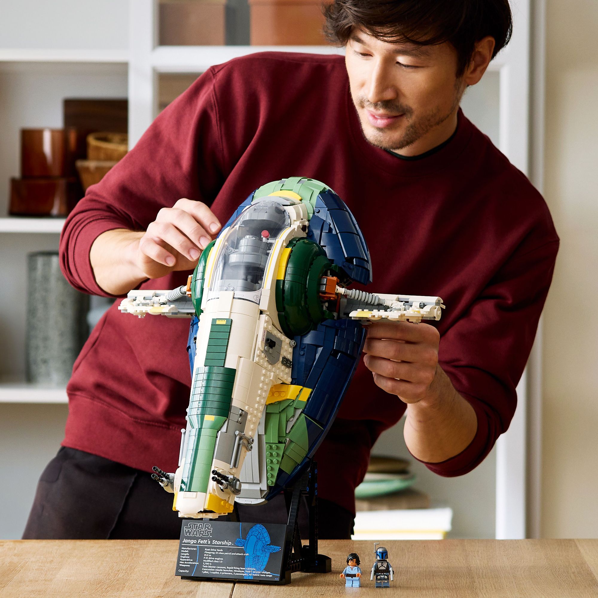 LEGO Star Wars Jango Fett's Firespray-Class Starship 75409