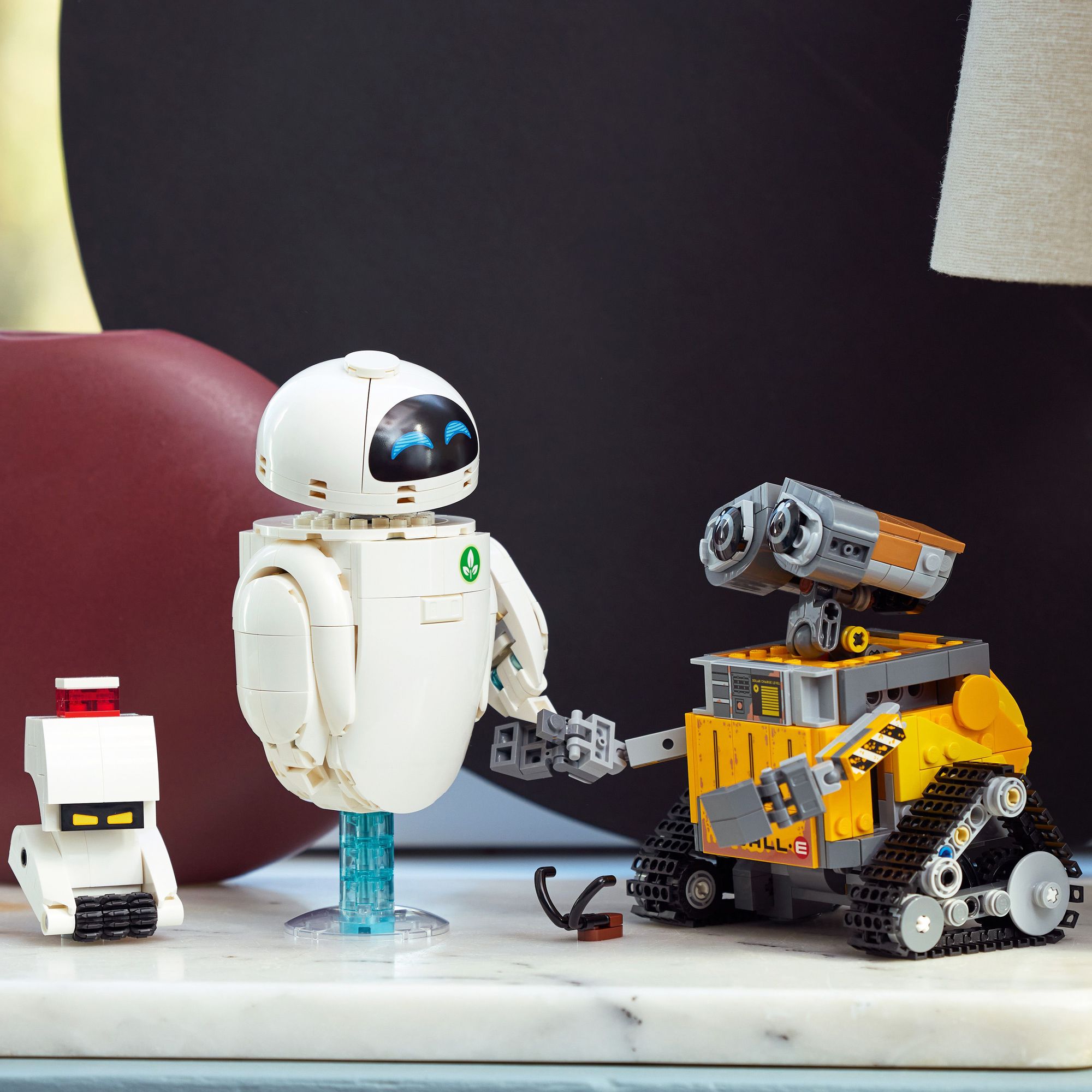 LEGO Disney Pixar WALL-E and EVE 43279