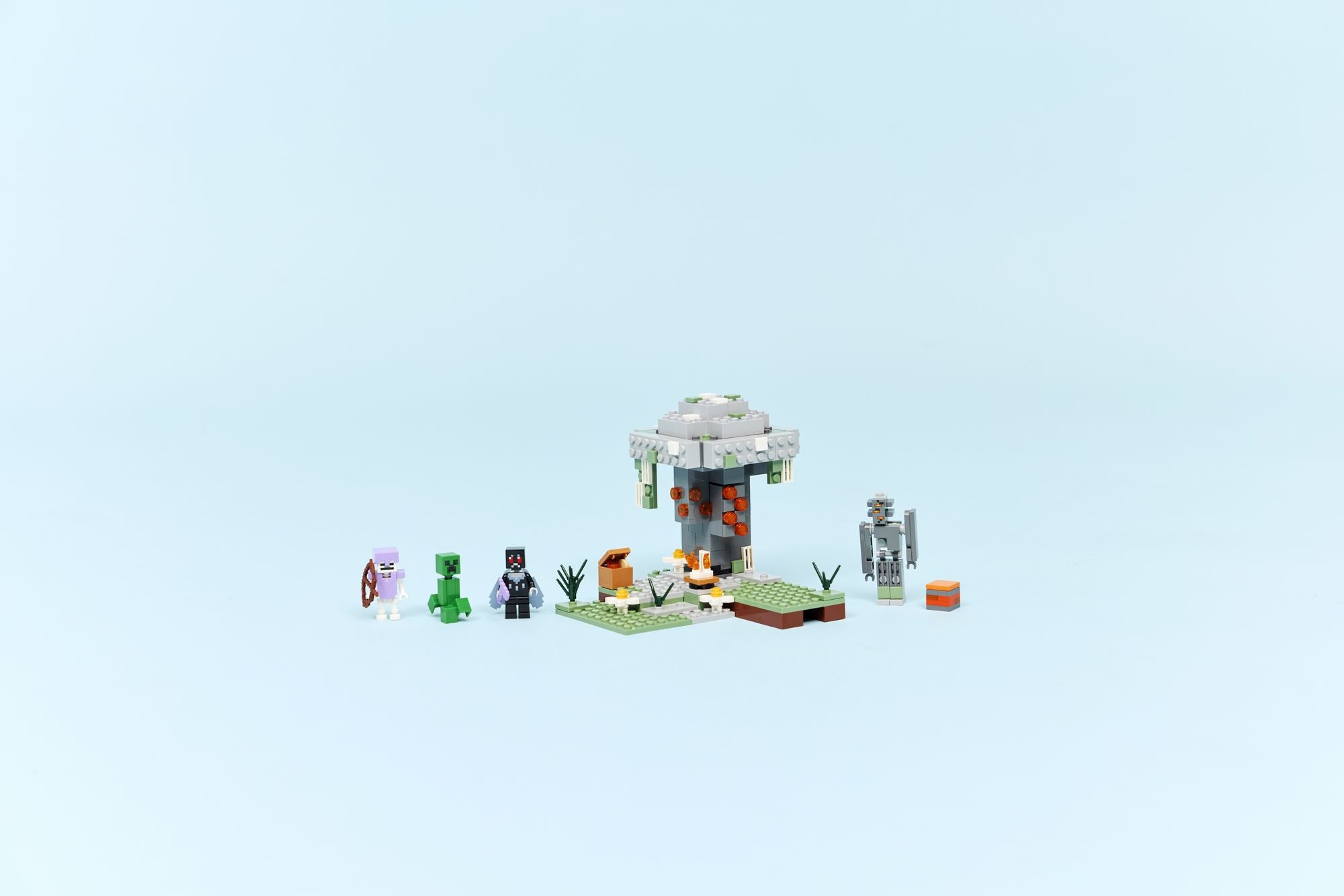 LEGO Minecraft The Pale Garden 21586