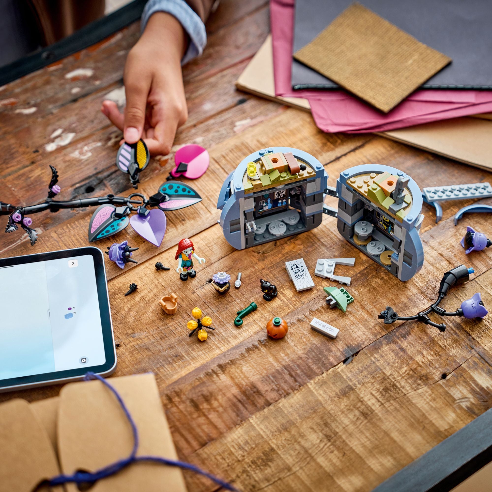 LEGO Disney Classic Sally's Flowerpot 43288