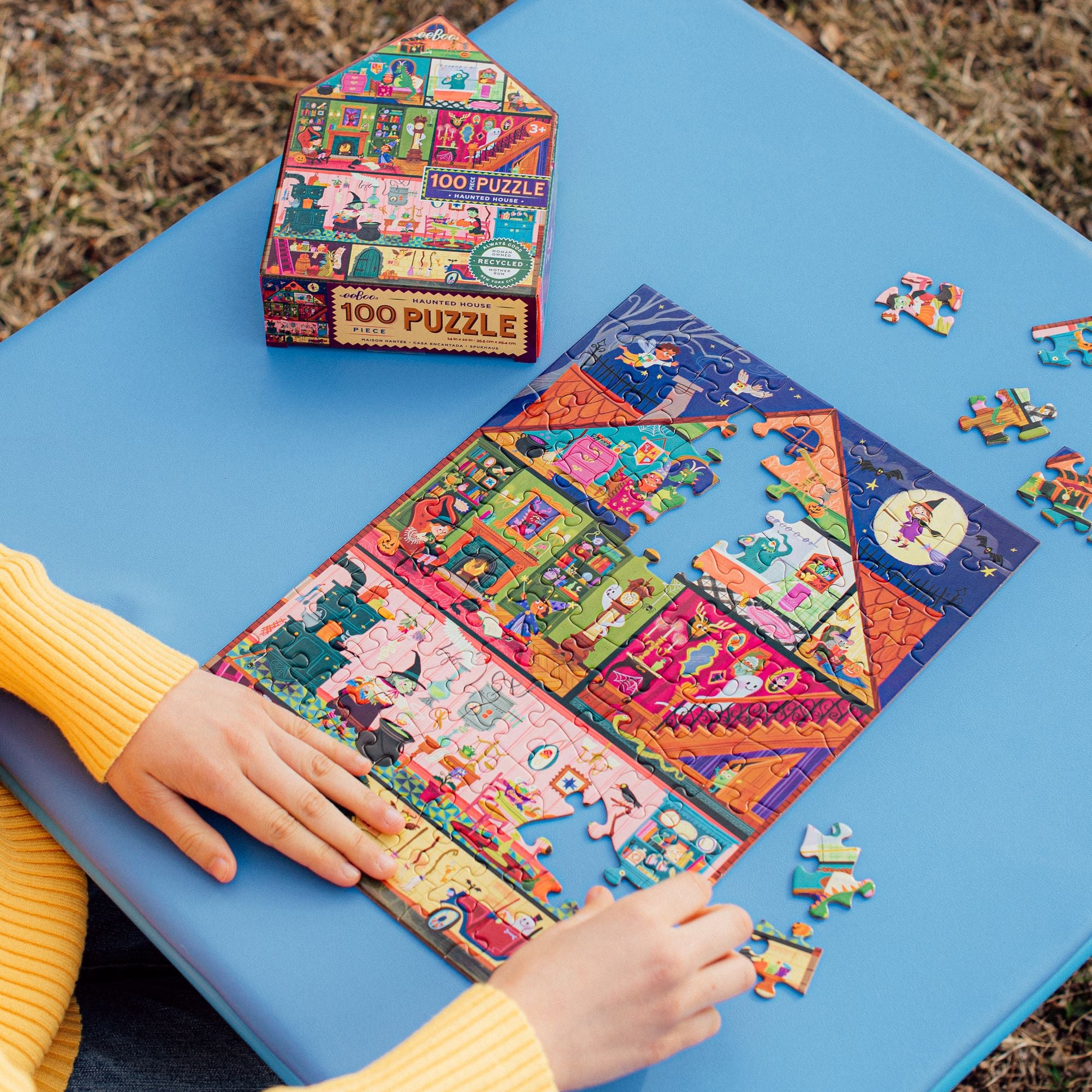 Haunted House 100 Piece Puzzle Shaped Box
