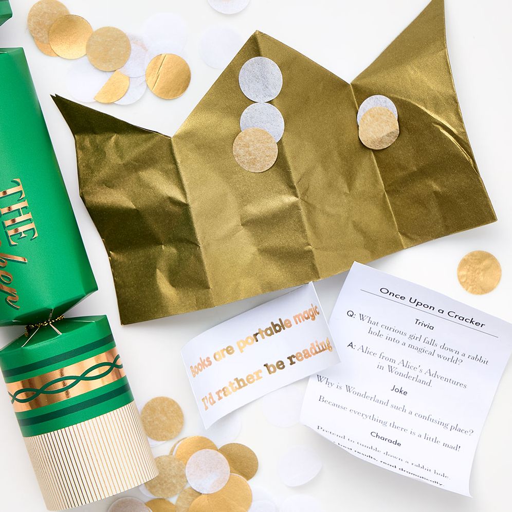 A Bookish Christmas Party Crackers Set of 6