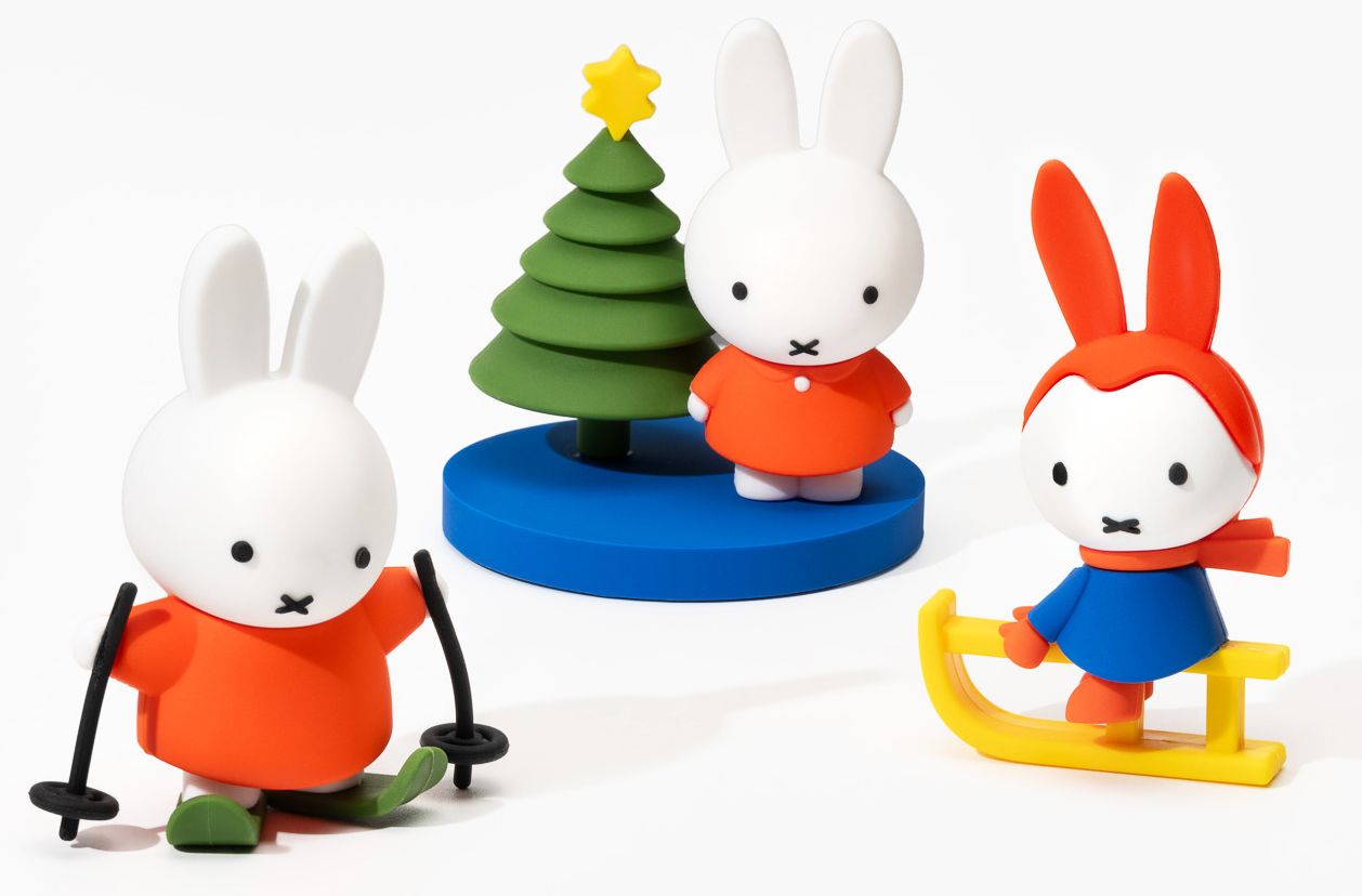 Smoko Miffy in the Snow Blind Box Figure