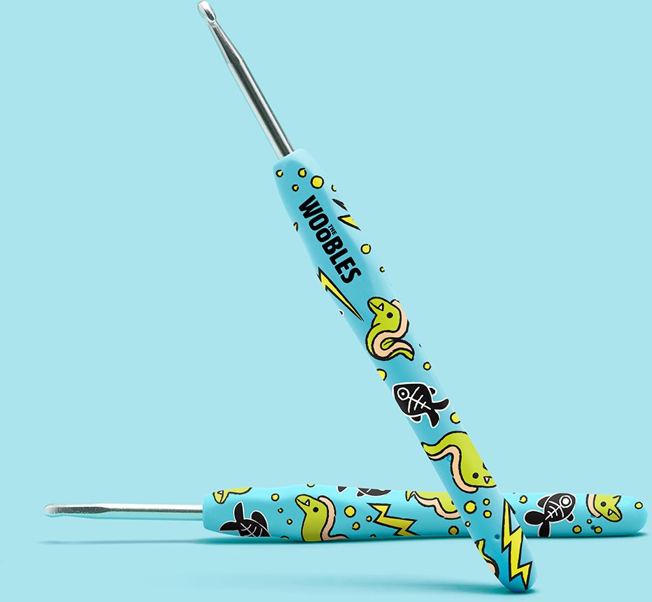 Murphy the Electric Eel Learn to Crochet Kit