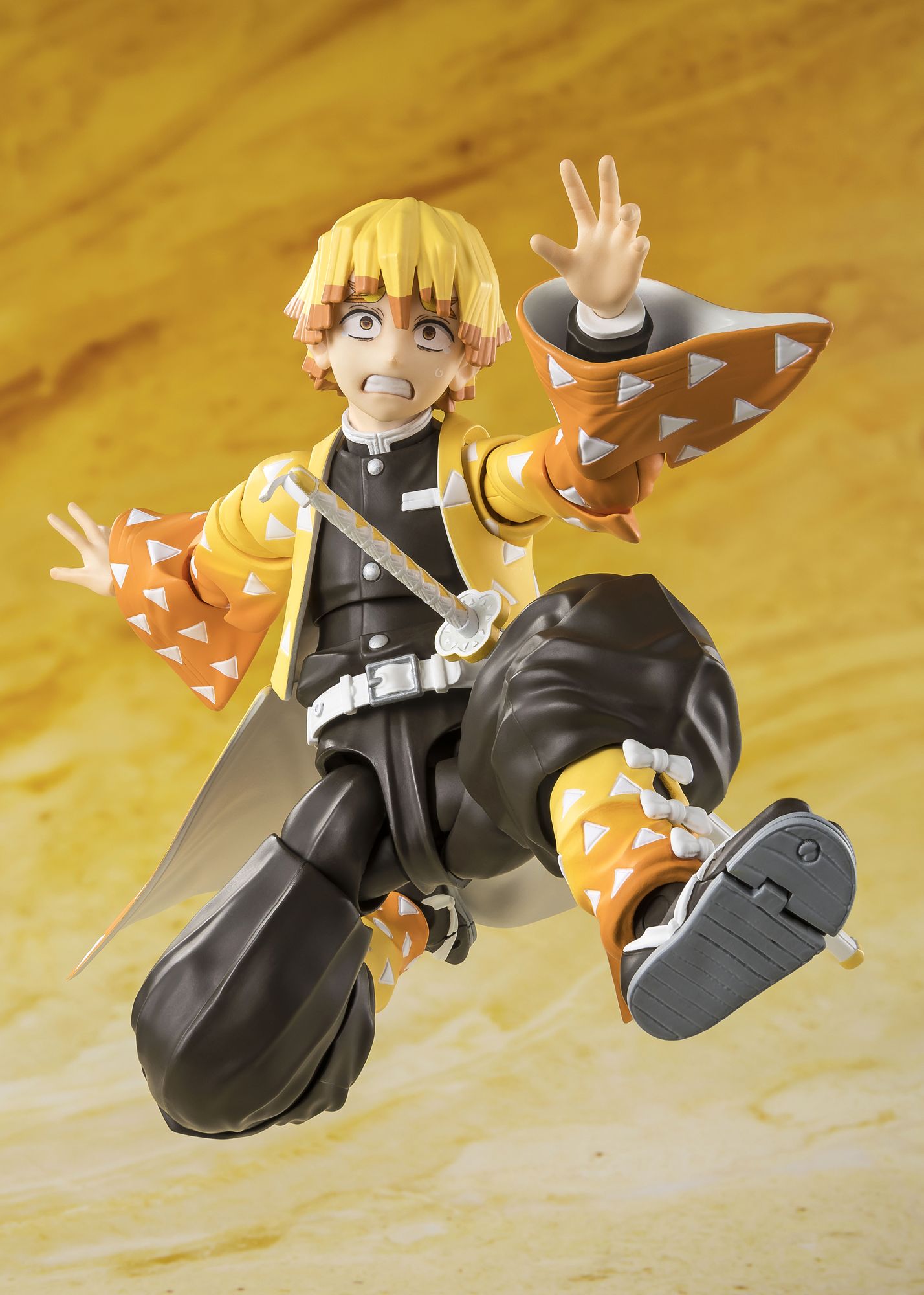 Zenitsu Agatsuma "Demon Slayer: Kimetsu no Yaiba", TAMASHII NATIONS S.H.Figuarts