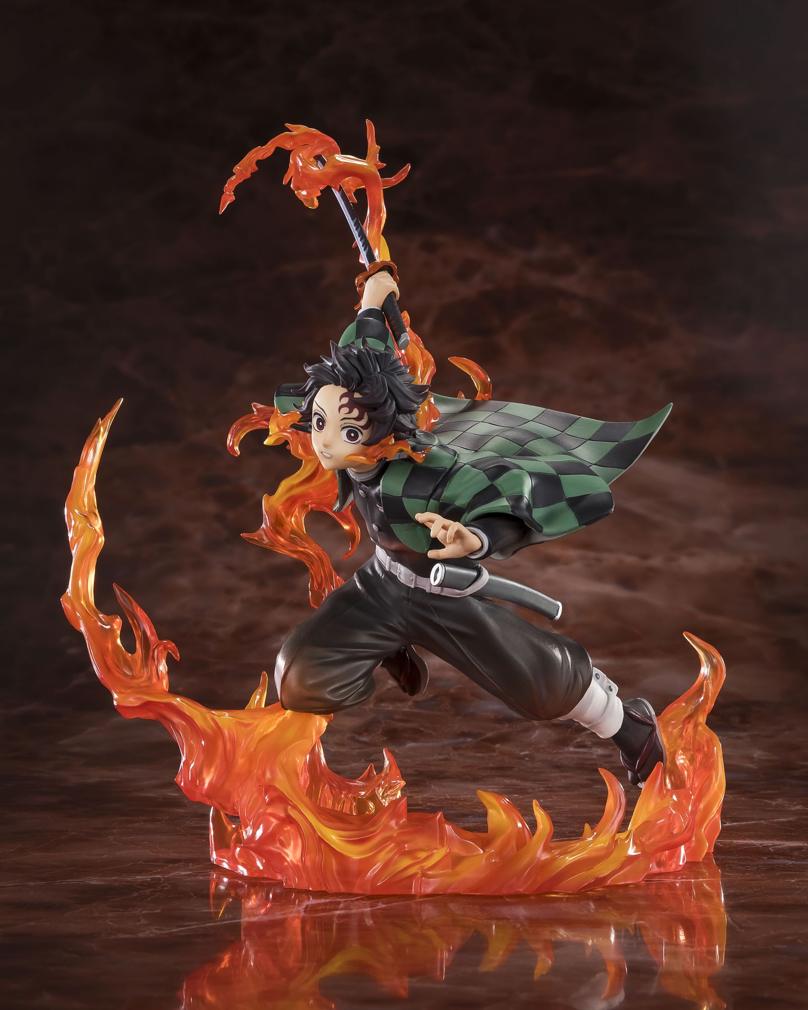 TANJIRO KAMADO KYOJURO RENGOKU'S SWORD GUARD ver. "Demon Slayer: Kimetsu no Yaiba", TAMASHII NATIONS FiguartsZERO