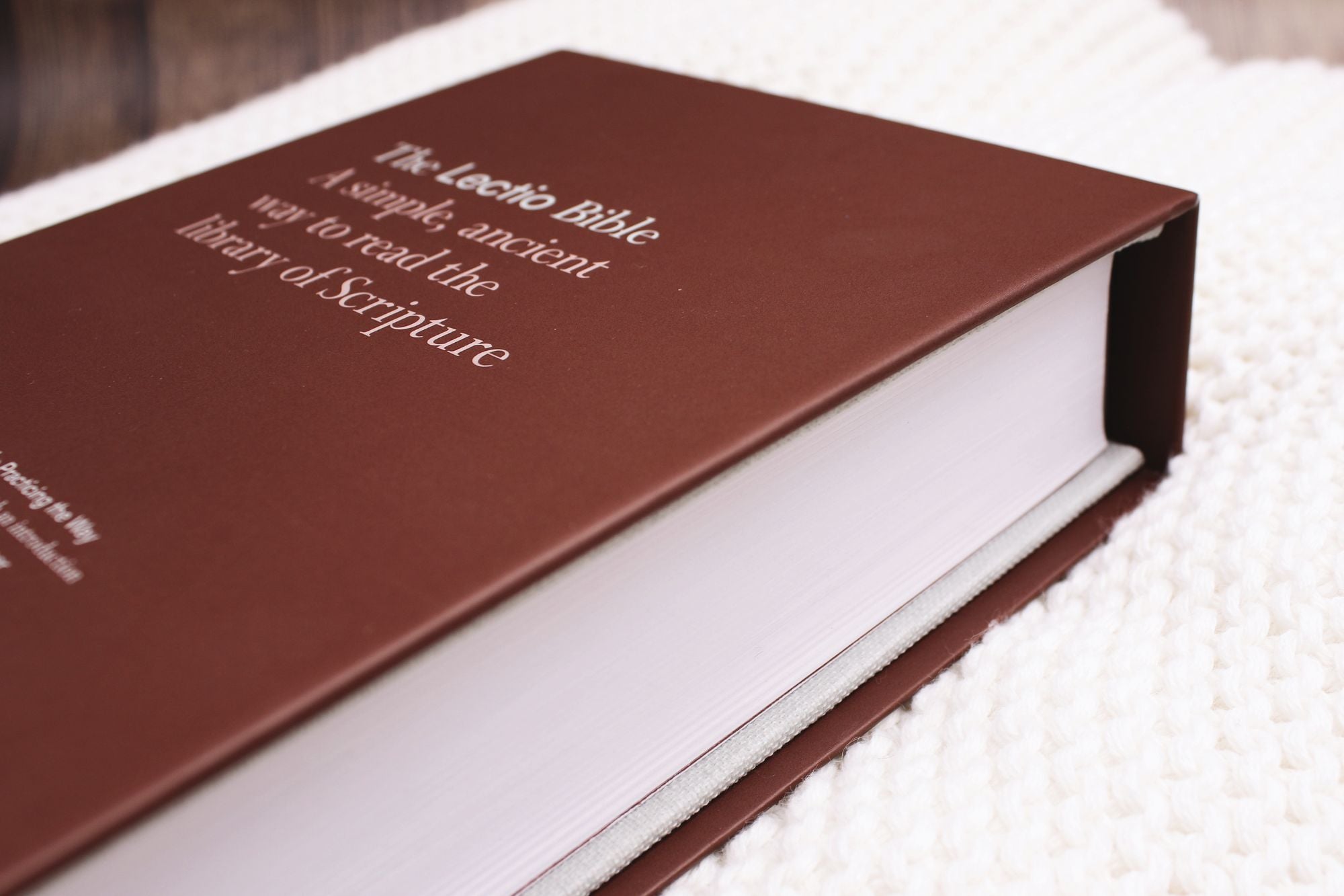NIV Lectio Bible: A simple, ancient way to read the library of Scripture, Cloth over Board: The Practicing the Way edition with an introduction by John Mark Comer