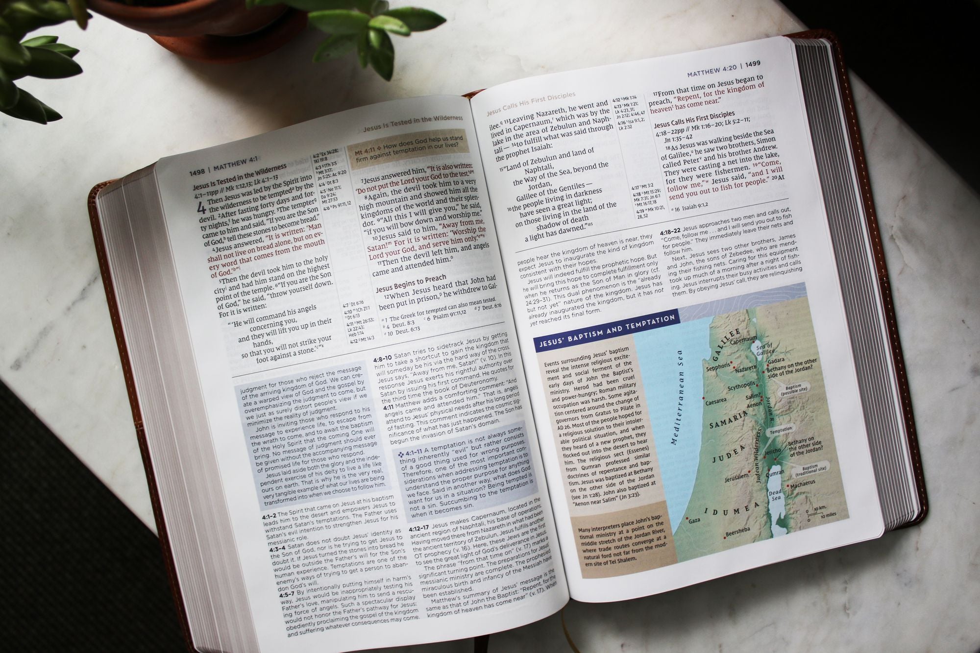 NIV Application Bible, Leathersoft, Brown, Red Letter, Comfort Print: Bringing the Ancient Message of the Bible into Your World