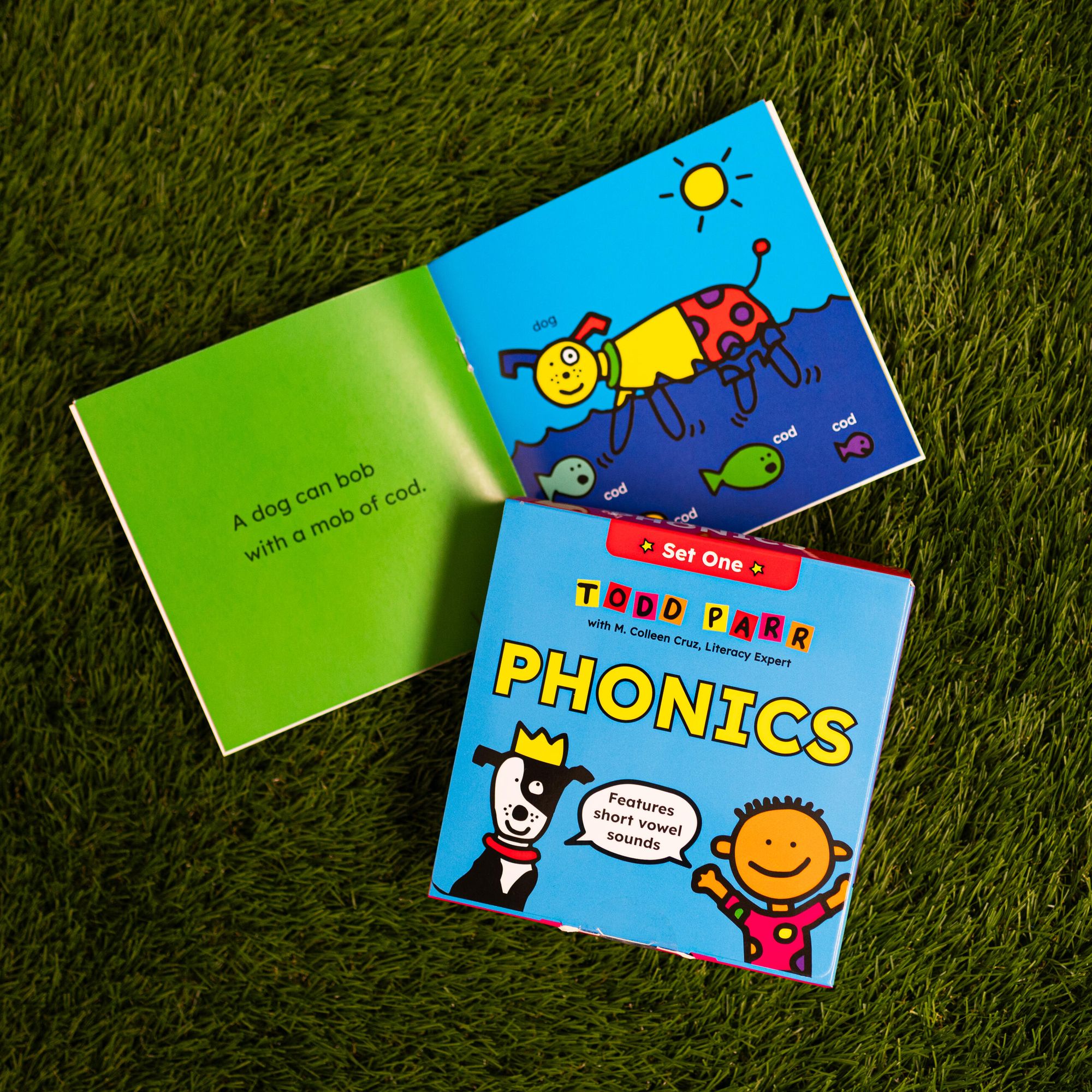 Todd Parr Phonics: Set One: Short Vowel Sounds (12 Books for New Readers)