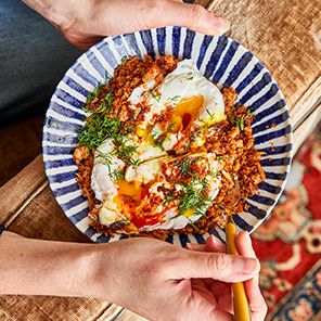 Justine Cooks: A Cookbook: Recipes (Mostly Plants) for Finding Your Way in the Kitchen