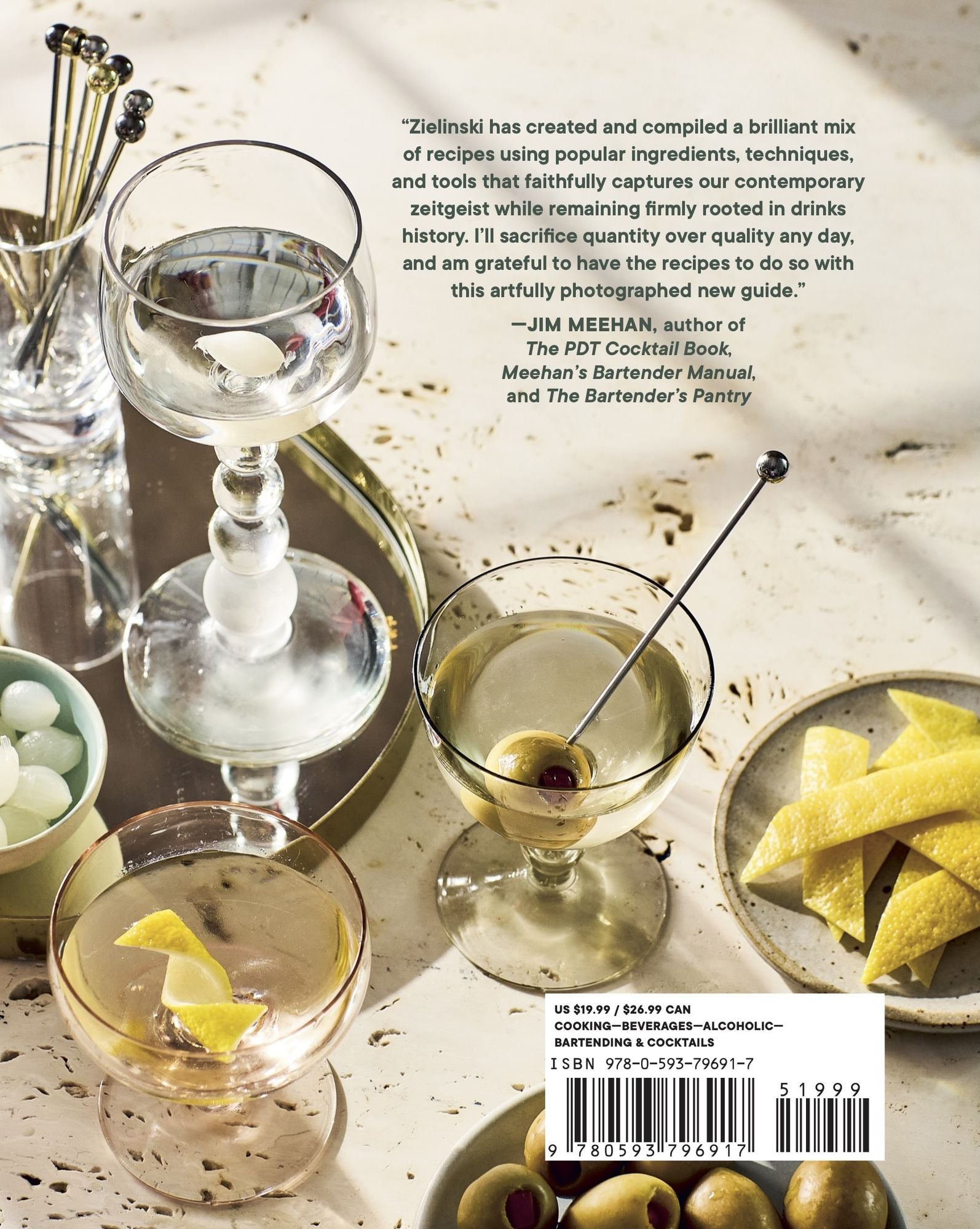 Tiny Cocktails: The Art of Miniature Mixology: A Cocktail Recipe Book