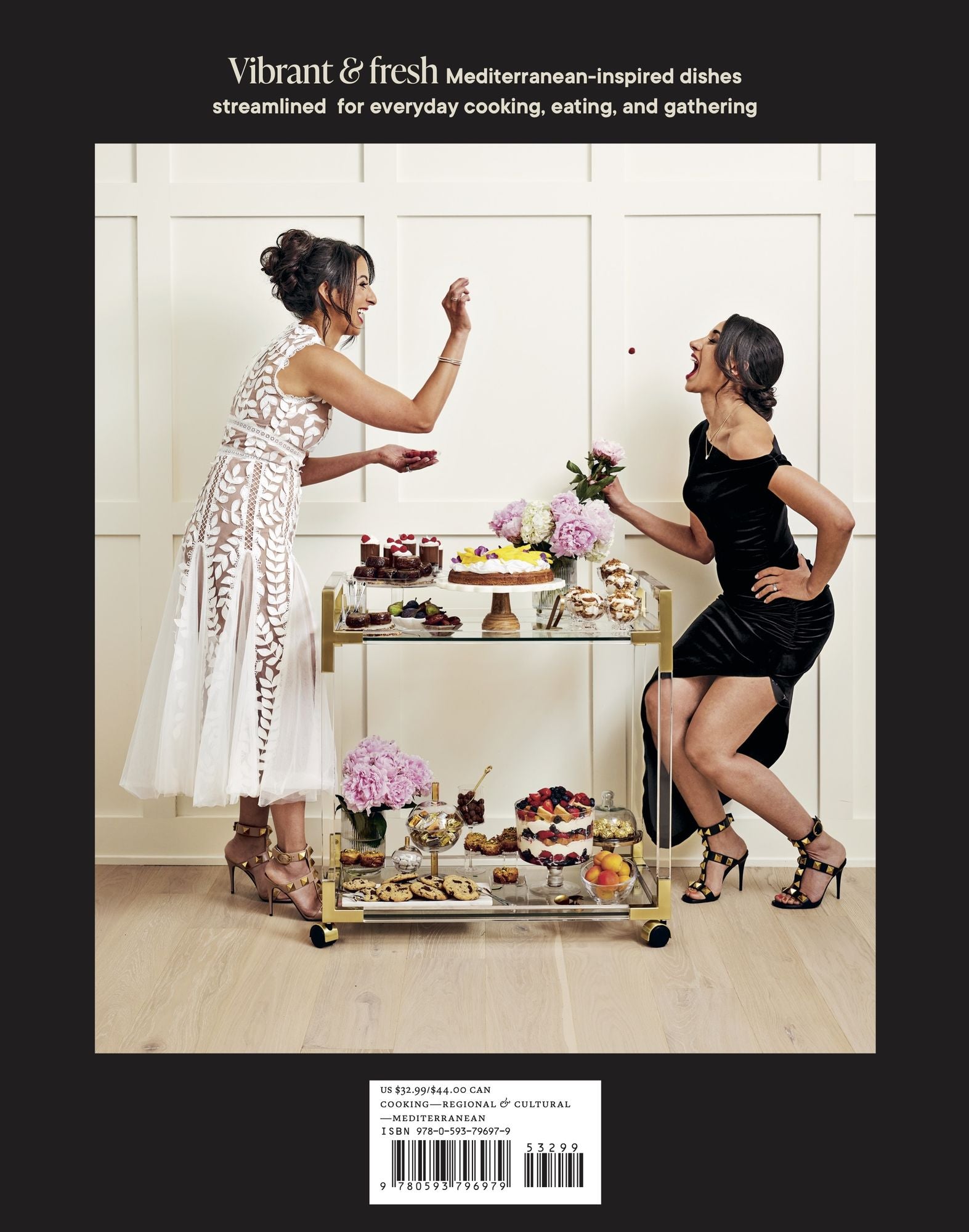 Pretty Delicious: Simple, Modern Mediterranean, Served with Style: A Cookbook