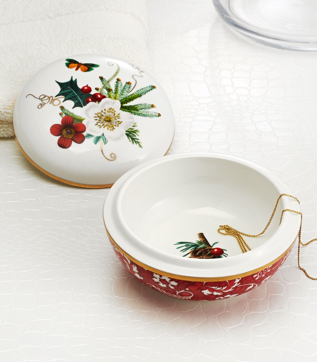 Memento Porcelain Trinket Box with Gold Trim, 4" Diameter