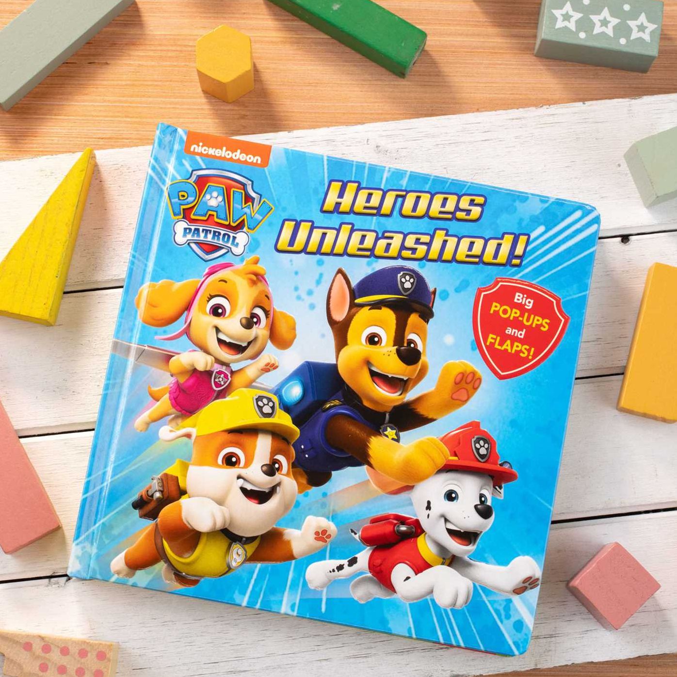 PAW Patrol: Heroes Unleashed!: Lift-the-Flap with Pop-ups