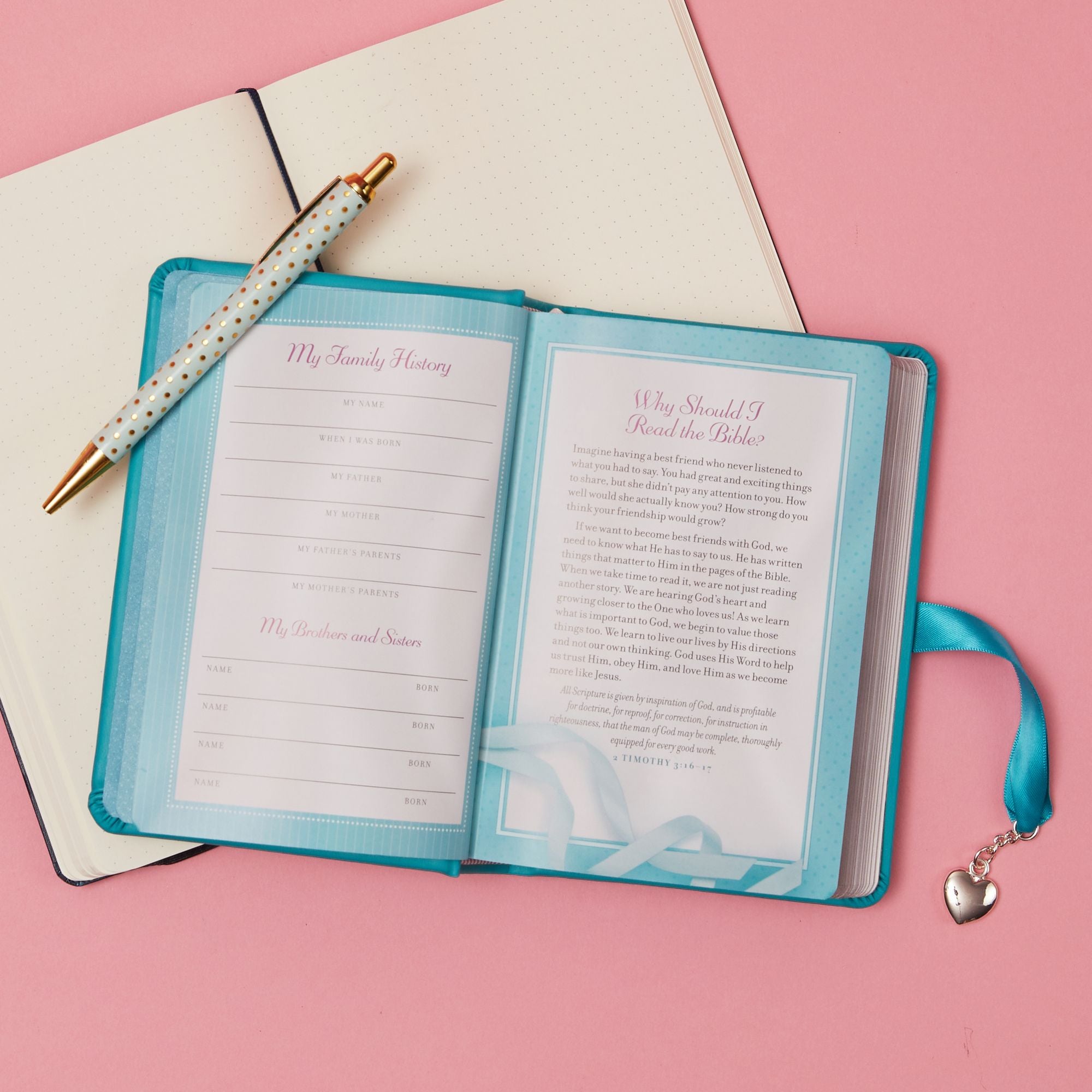 NKJV, Simply Charming Bible, Hardcover, Blue: Charm Bible Blue Edition