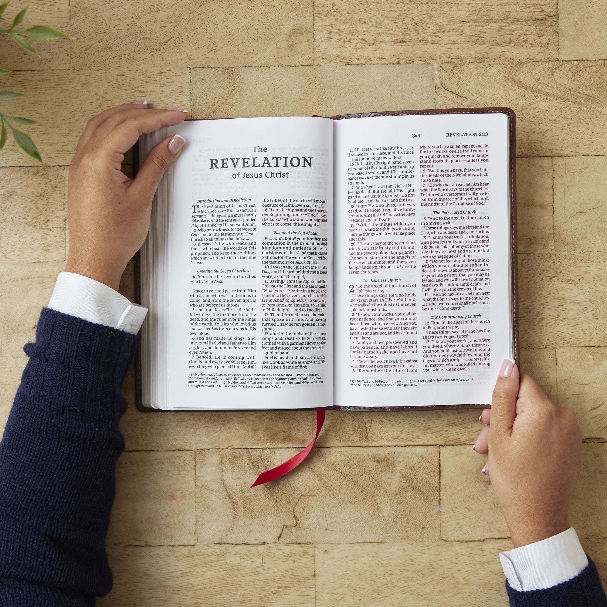 NKJV, Personal Size New Testament, Tan Leathersoft, Red Letter, Comfort Print