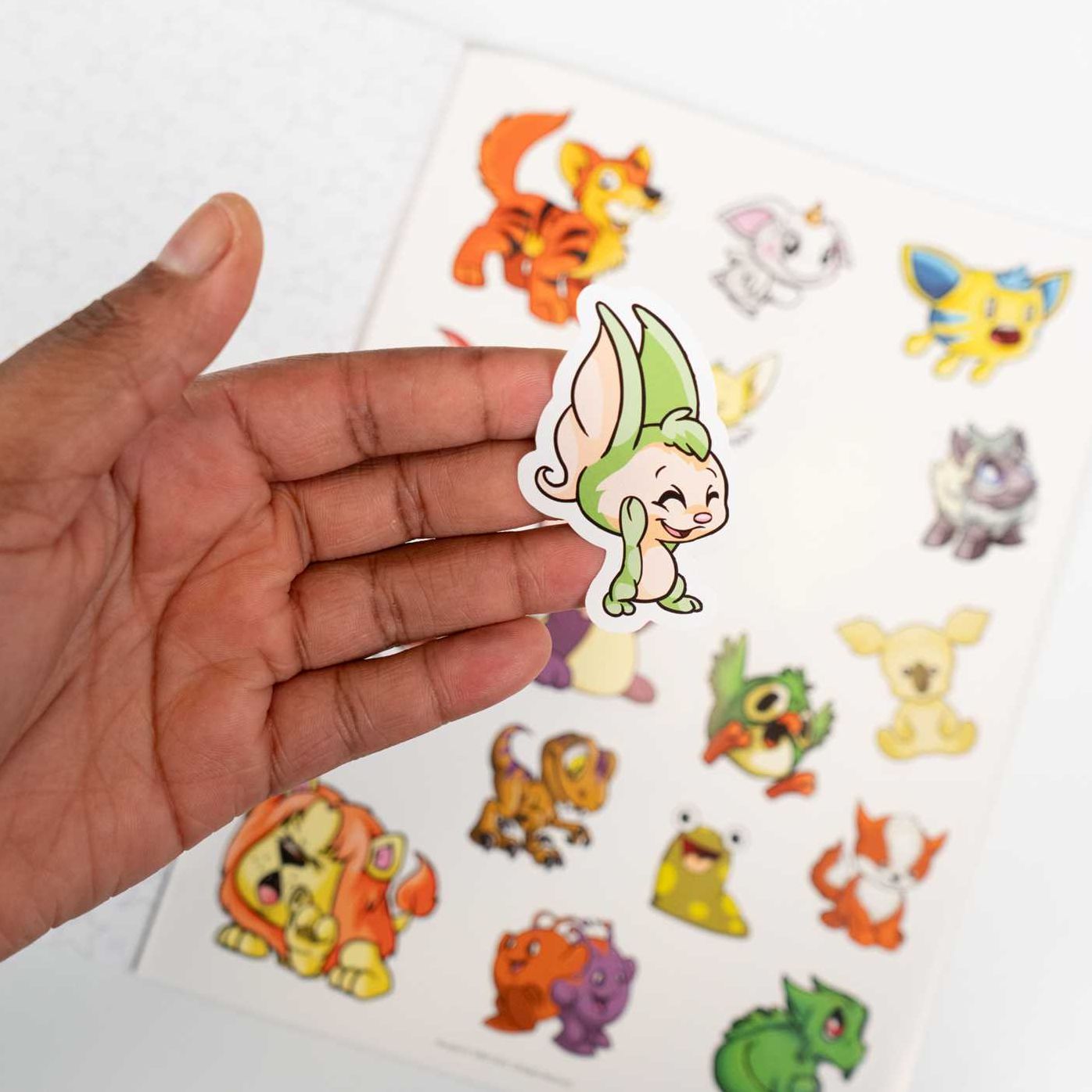 Neopets: The Official Colouring Book
