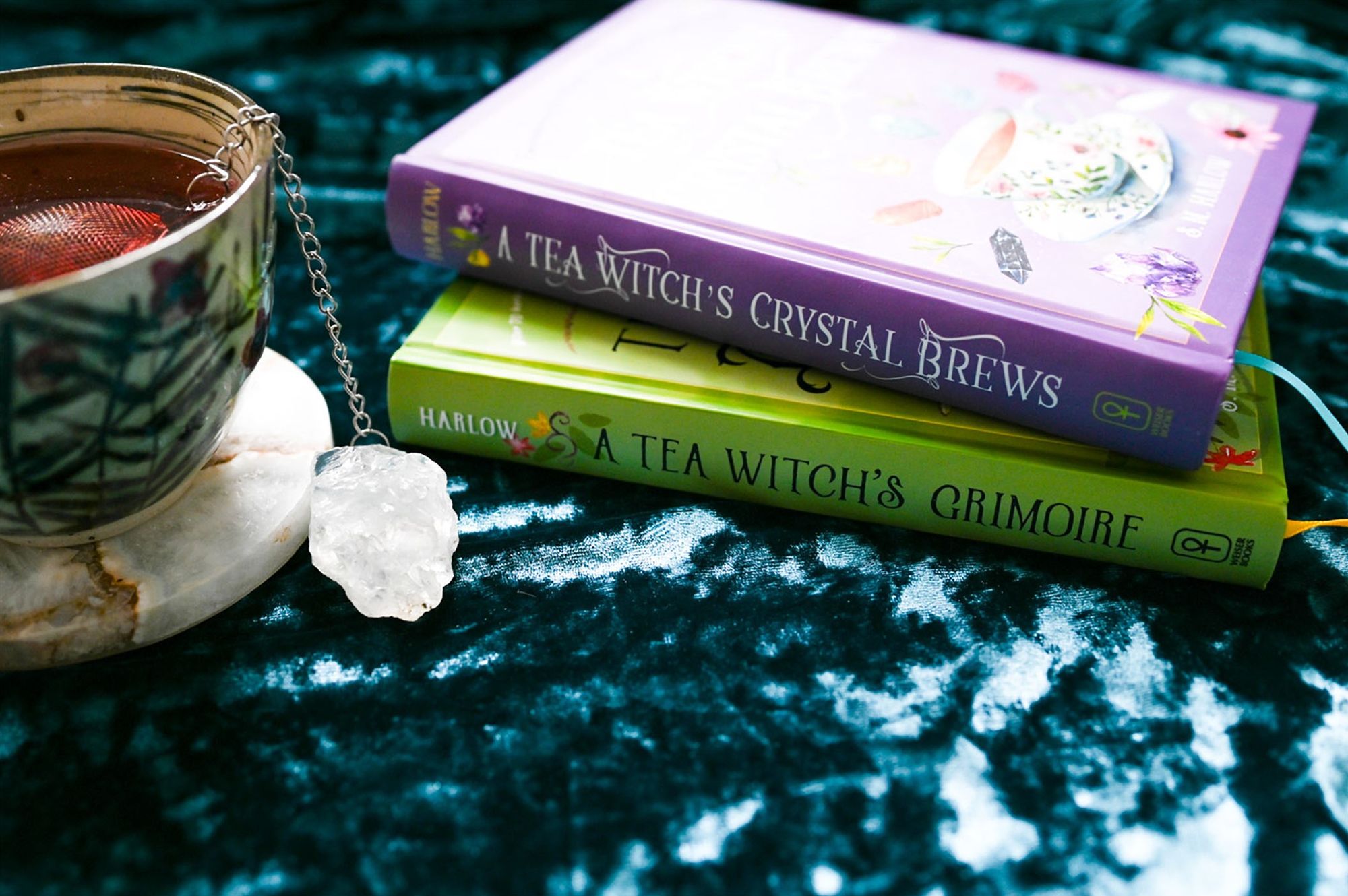 A Tea Witch's Grimoire: Magickal Recipes for Your Tea Time