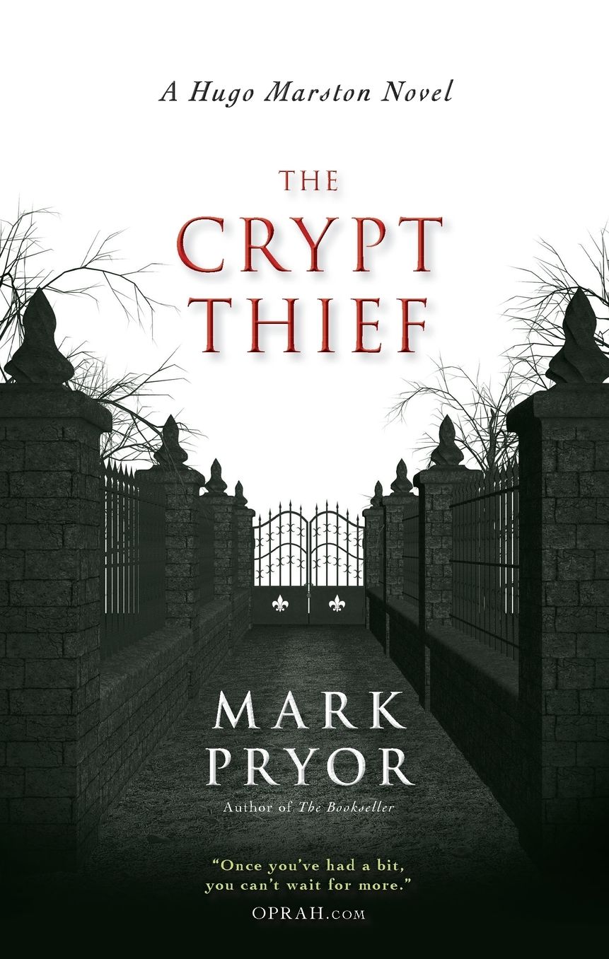 The Crypt Thief (Hugo Marston Series #2)