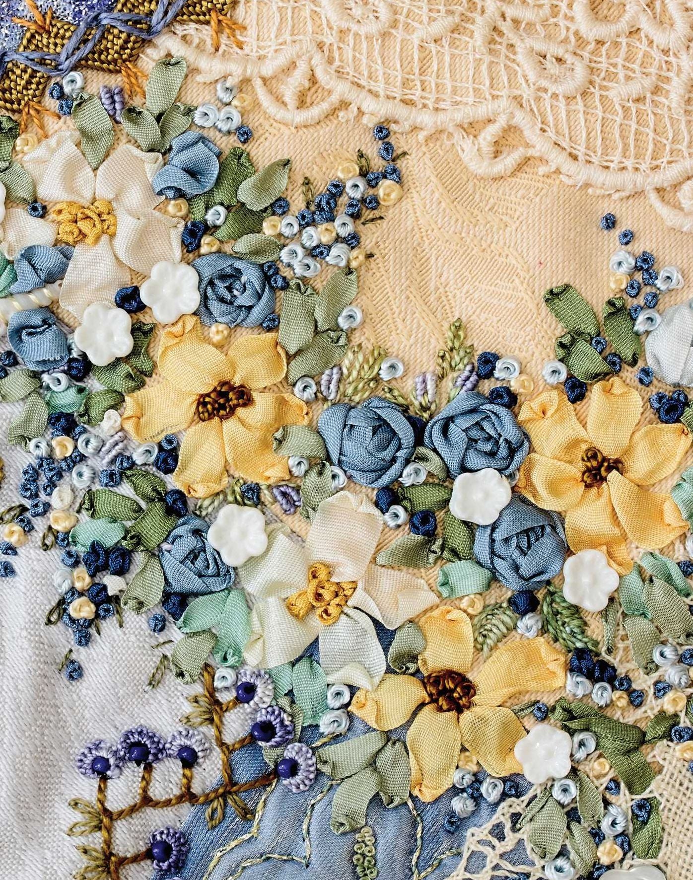 The Visual Guide to Crazy Quilting Design: Simple Stitches, Stunning Results