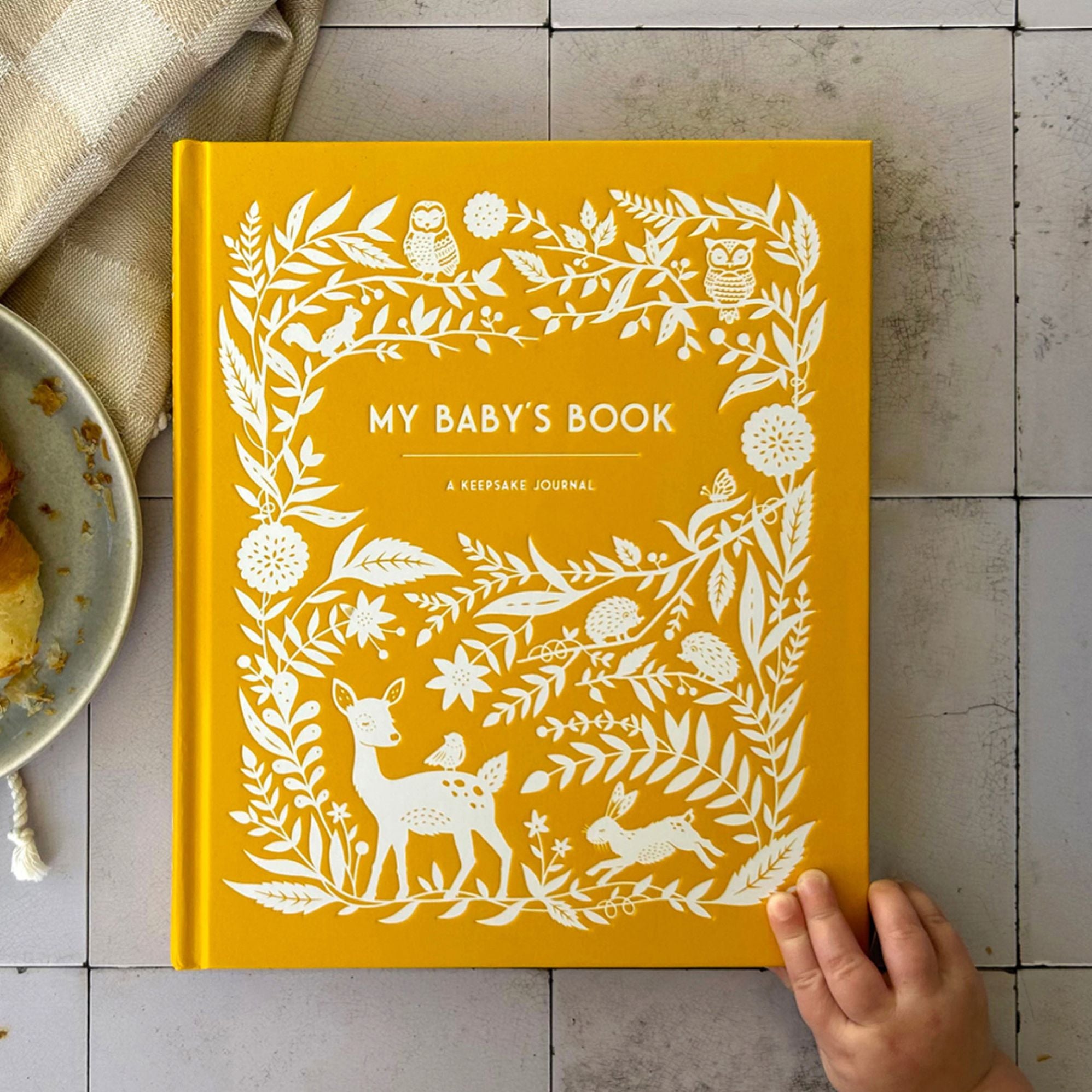 My Baby's Book: A Keepsake Journal for Parents to Preserve Memories, Moments & Milestones (Keepsake Legacy Journals)