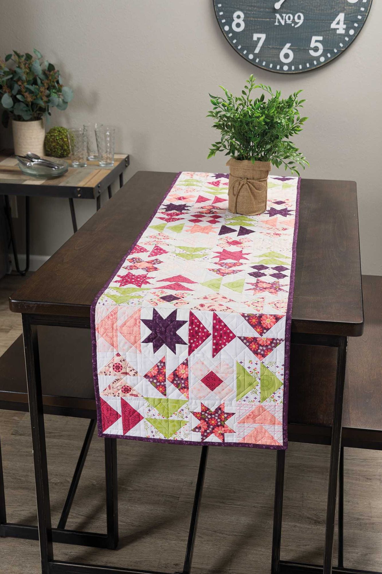 Barn Star Sampler: 20 Starry Blocks and 7 Spectacular Quilts