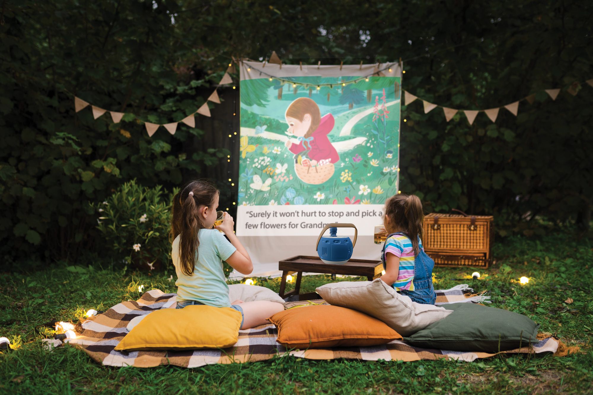 Luna Storytime Projector Classic Stories with Owl