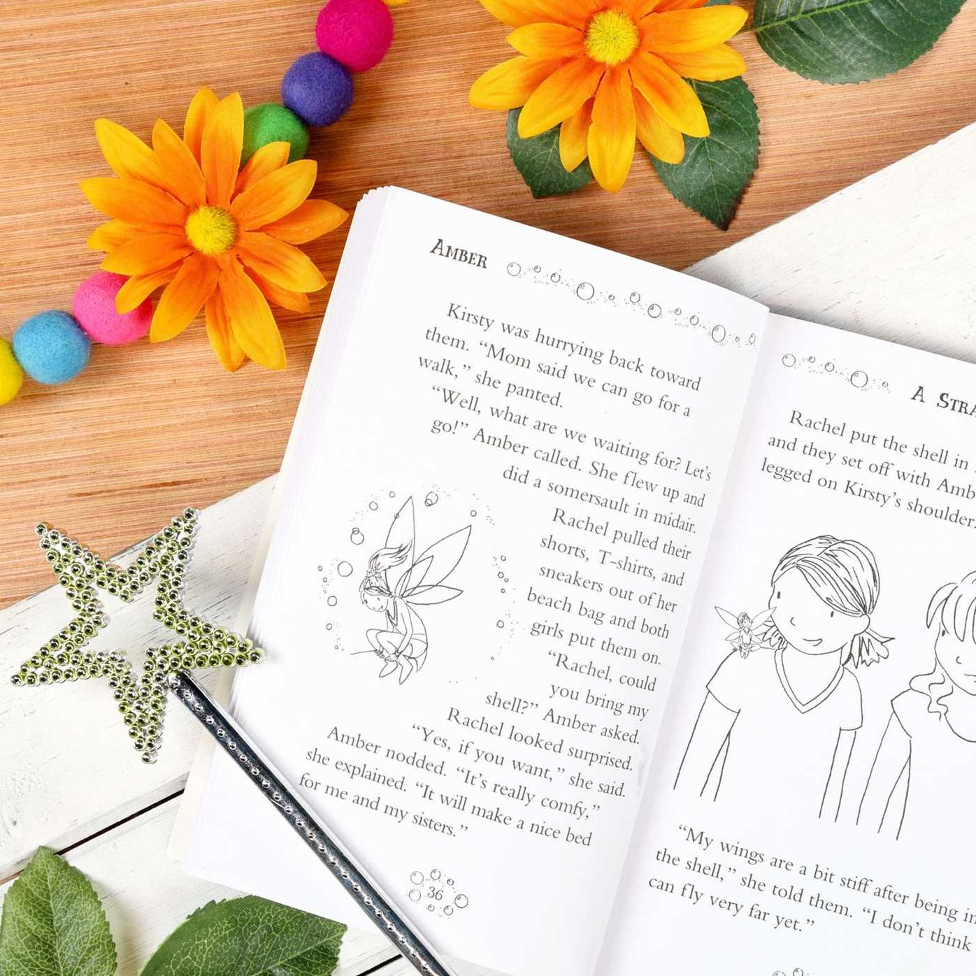 Rainbow Magic Rainbow Fairies Book #2: Amber the Orange Fairy