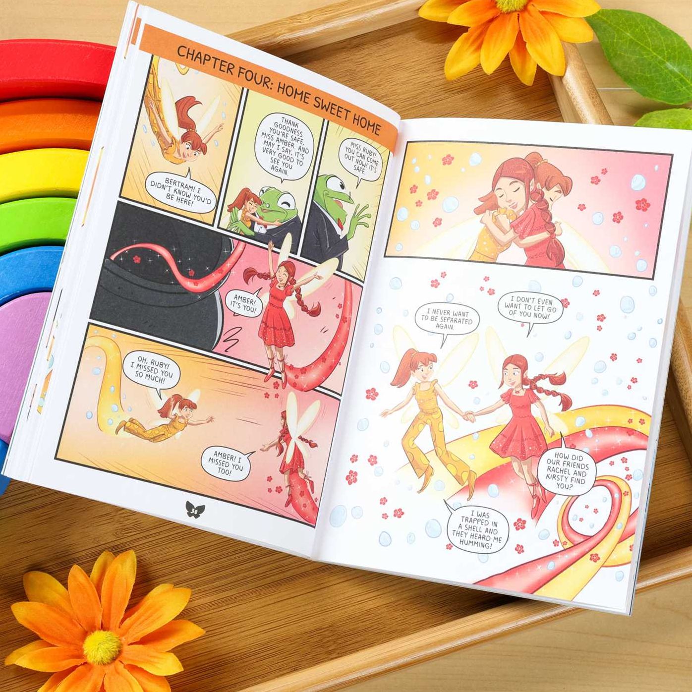 Rainbow Magic Rainbow Fairies #2: Amber the Orange Fairy Graphic Novel
