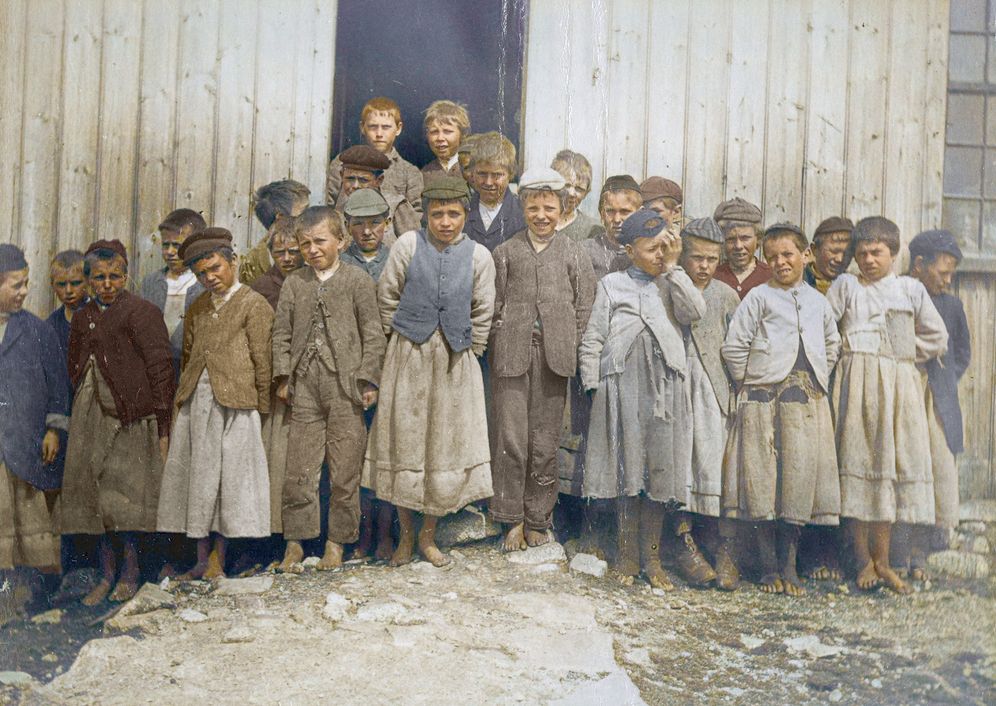 Old Ireland in Colour 2