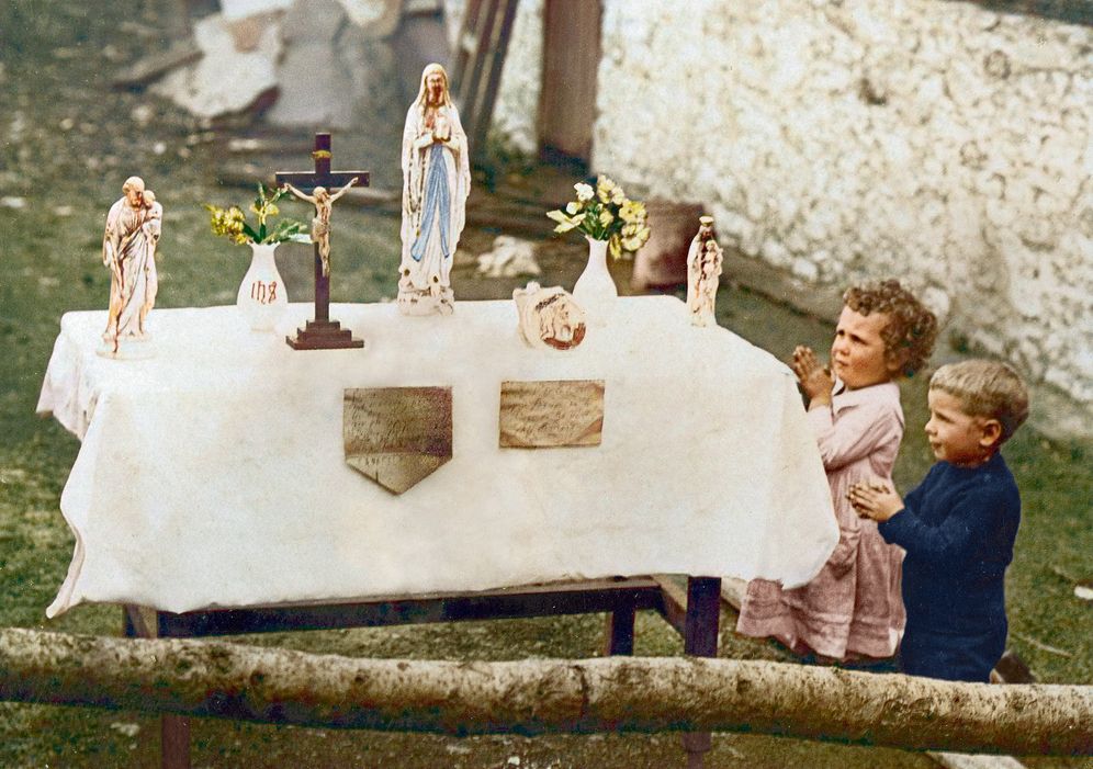 Old Ireland in Colour 2