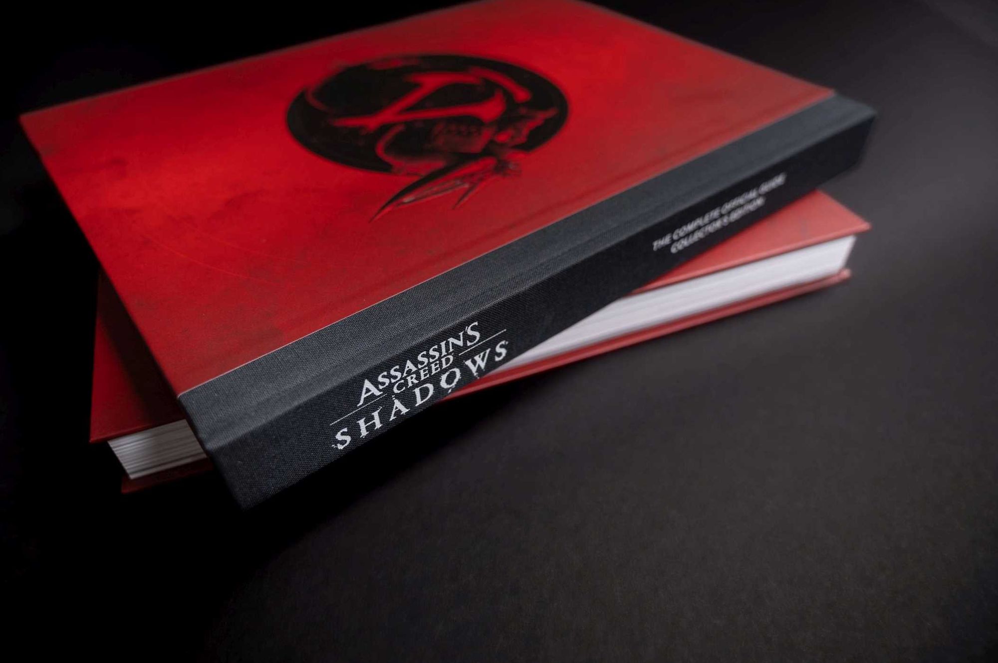 Assassin's Creed Shadows - The Complete Official Guide: Collector's Edition