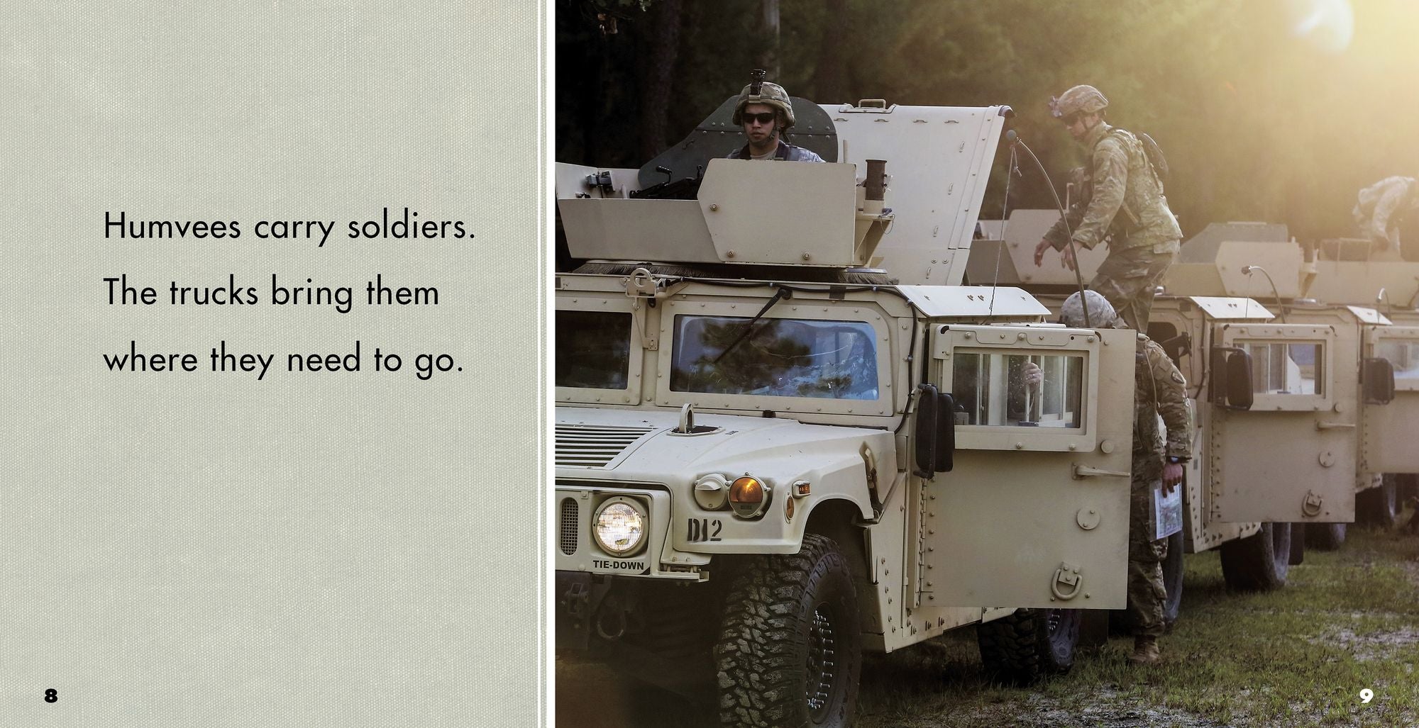 Humvees: A 4D Book