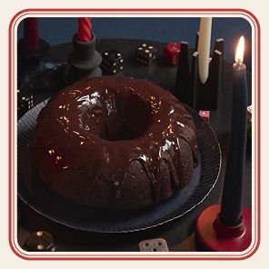 The Official Stranger Things Cookbook: Recipes from Hawkins and Beyond