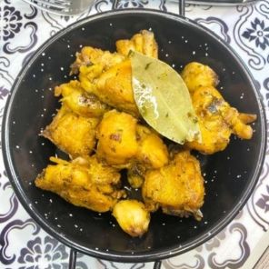 Las recetas de mi madre: La primera vez que te divertirás leyendo un libro de recetas / Mom's Recipes