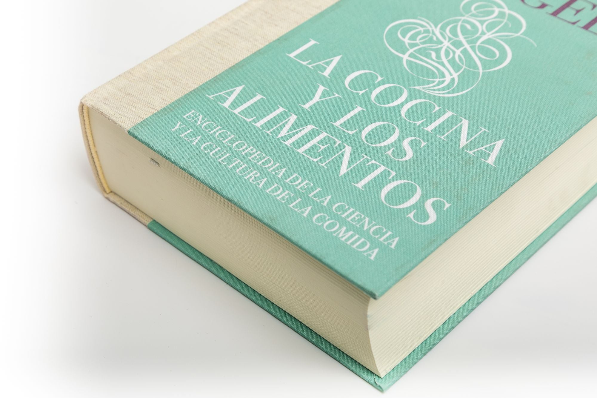 La cocina y los alimentos: Enciclopedia de la ciencia y la cultura de la comida / On Food and Cooking