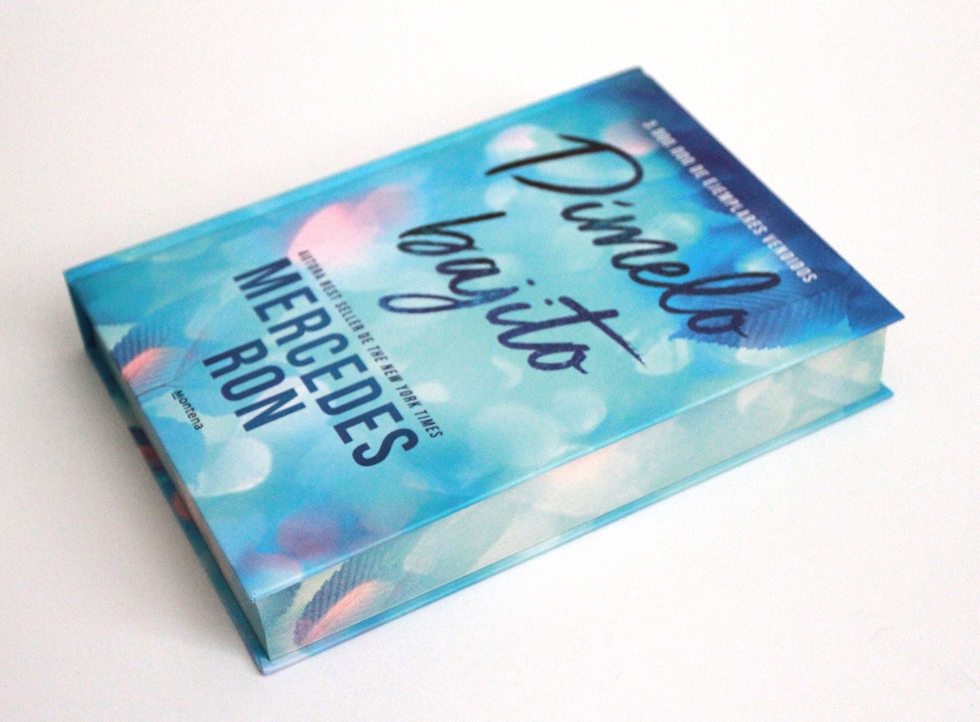 Dímelo bajito (edición especial limitada, cantos pintados) / Tell Me Softly (Limited Special Edition with Sprayed Edges)