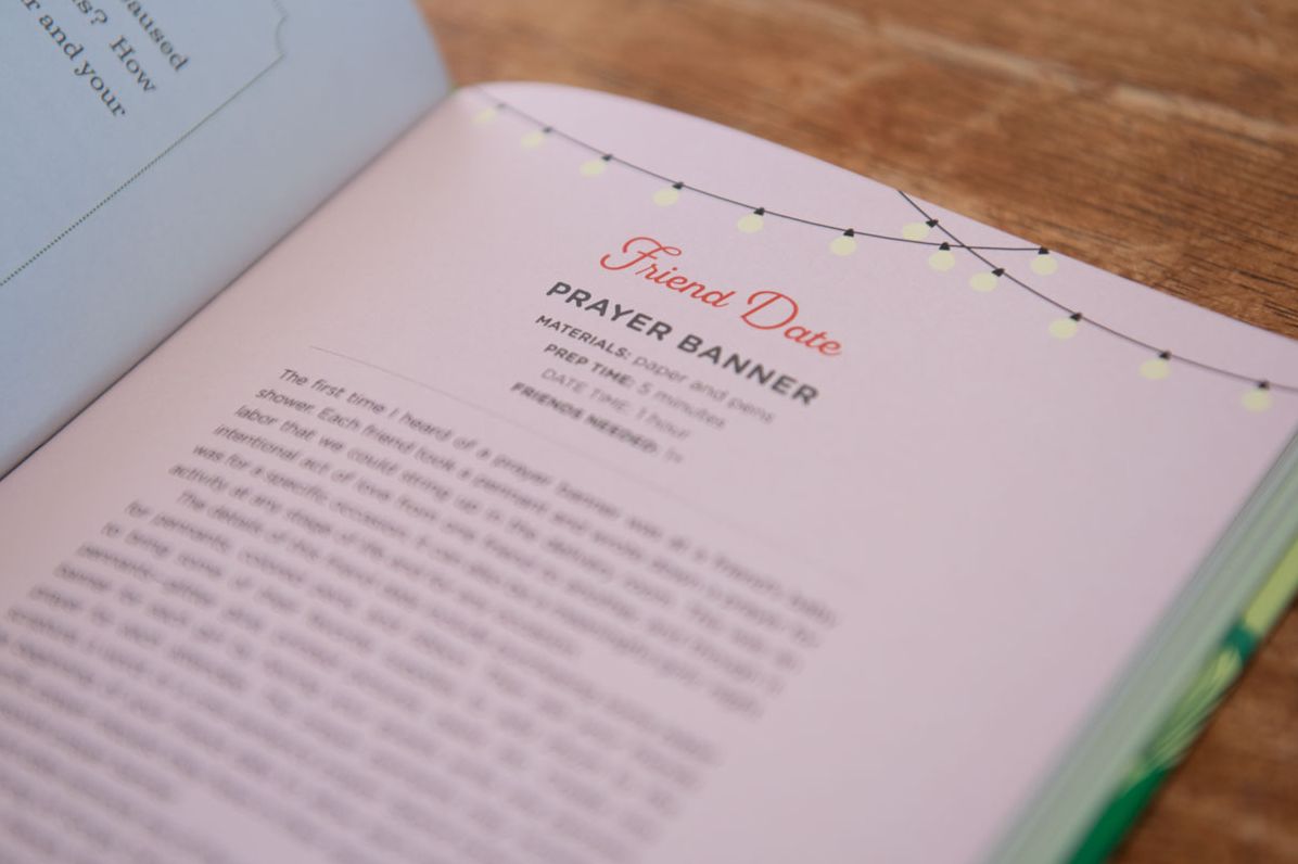 The Friendship Devotional: 40 Days to Move Past Loneliness and Find Your Community