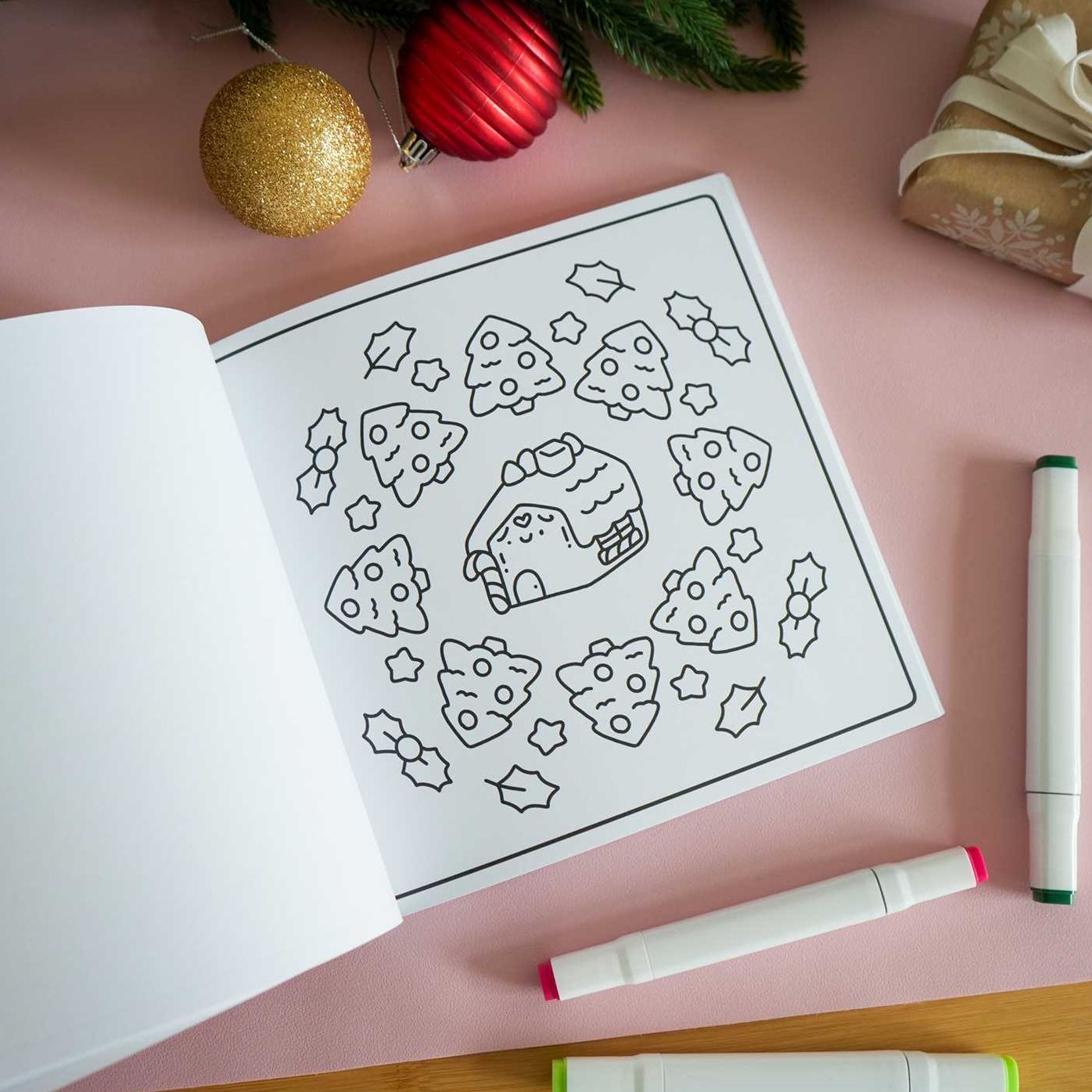 Cute & Cozy Coloring: Merry