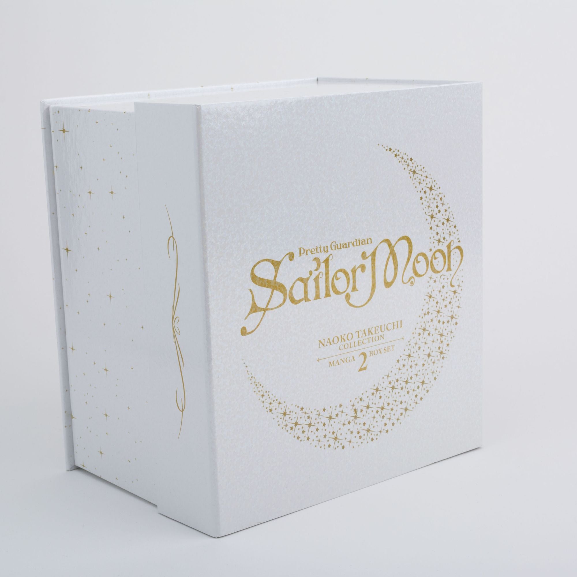 Sailor Moon Manga Box Set Vol. 7-10 (Naoko Takeuchi Collection): With 16 Art Cards, Codename Sailor V, and a Holographic Gift Box