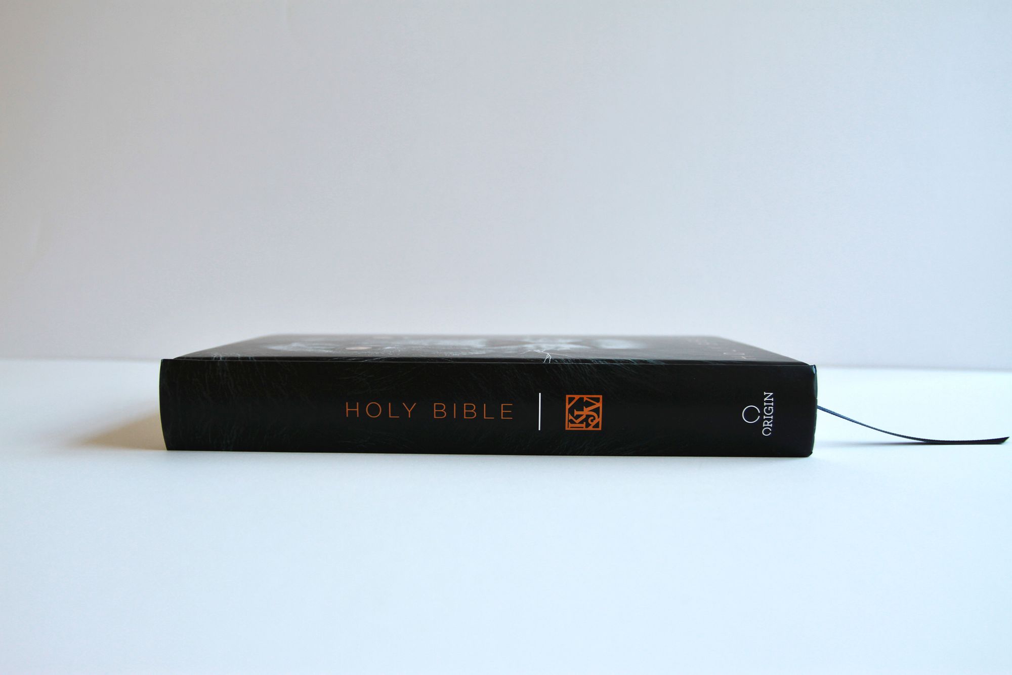 KJV Holy Bible, Large Print, Handy Size format, Hardcover, Lion of Judah, Ribbon Marker, and Red Letter