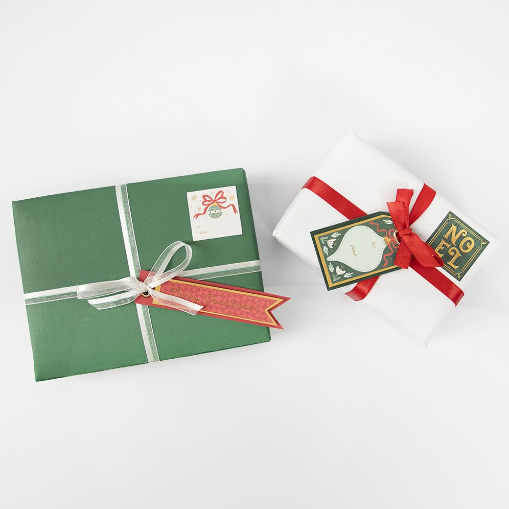 Holiday Classic Icons Adhesive Tags