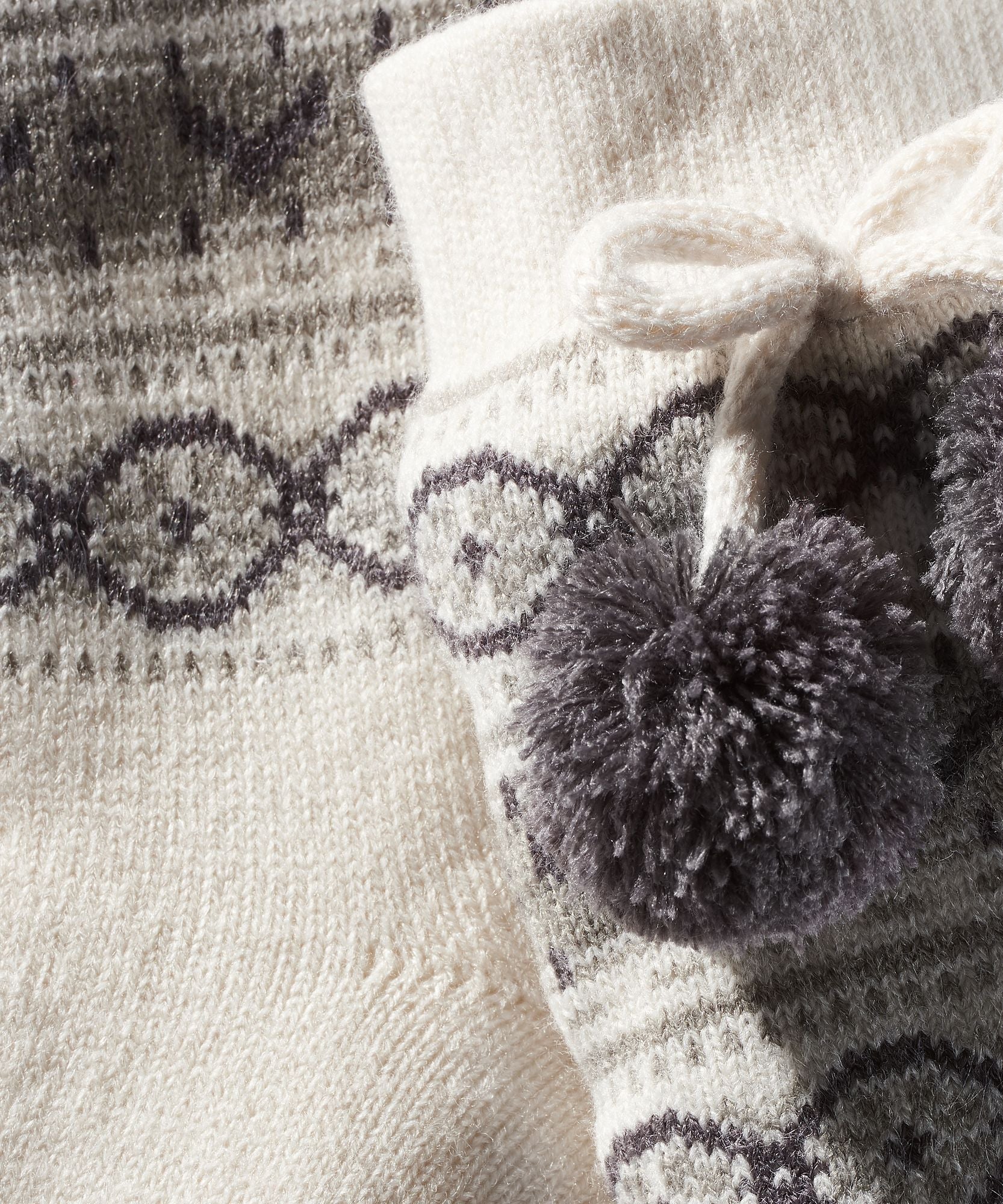 Cream Short Reading Socks w/Pom Poms