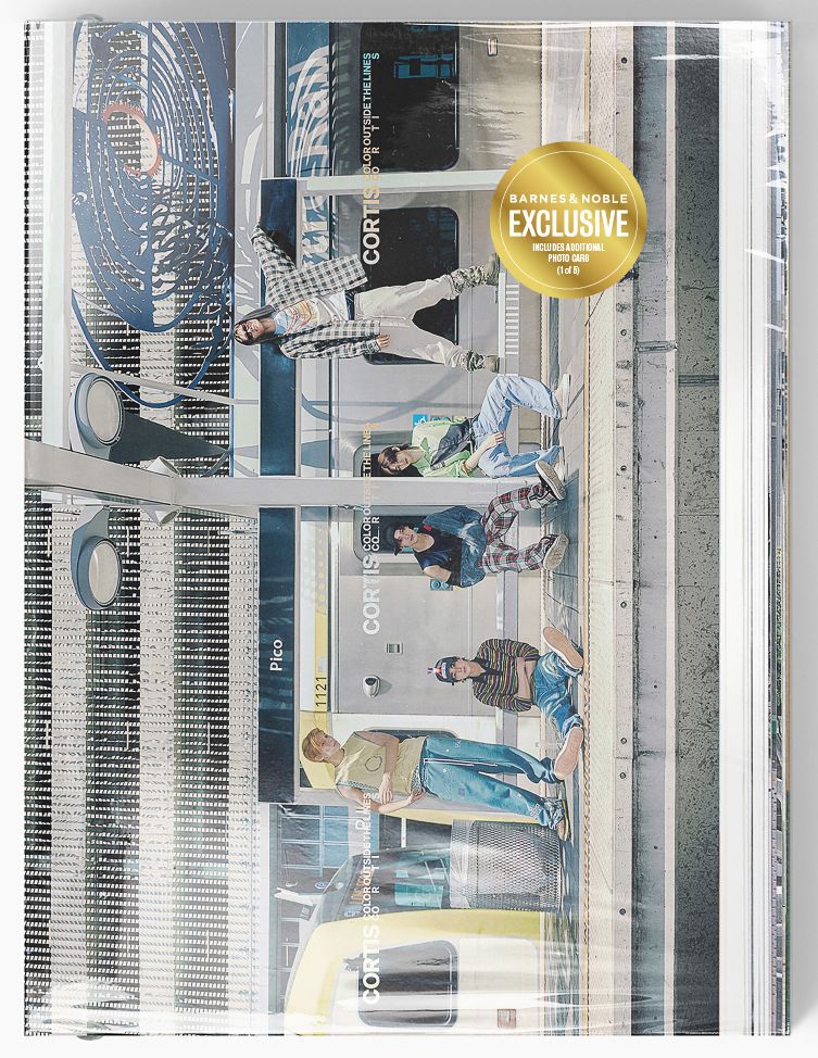 COLOR OUTSIDE THE LINES [Scene 1 ver.] [Barnes & Noble Exclusive]
